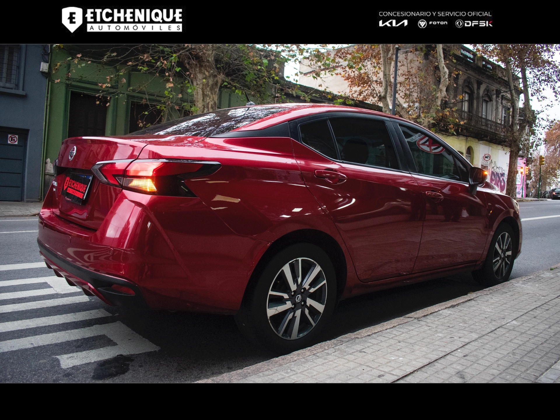Nissan Versa Advance