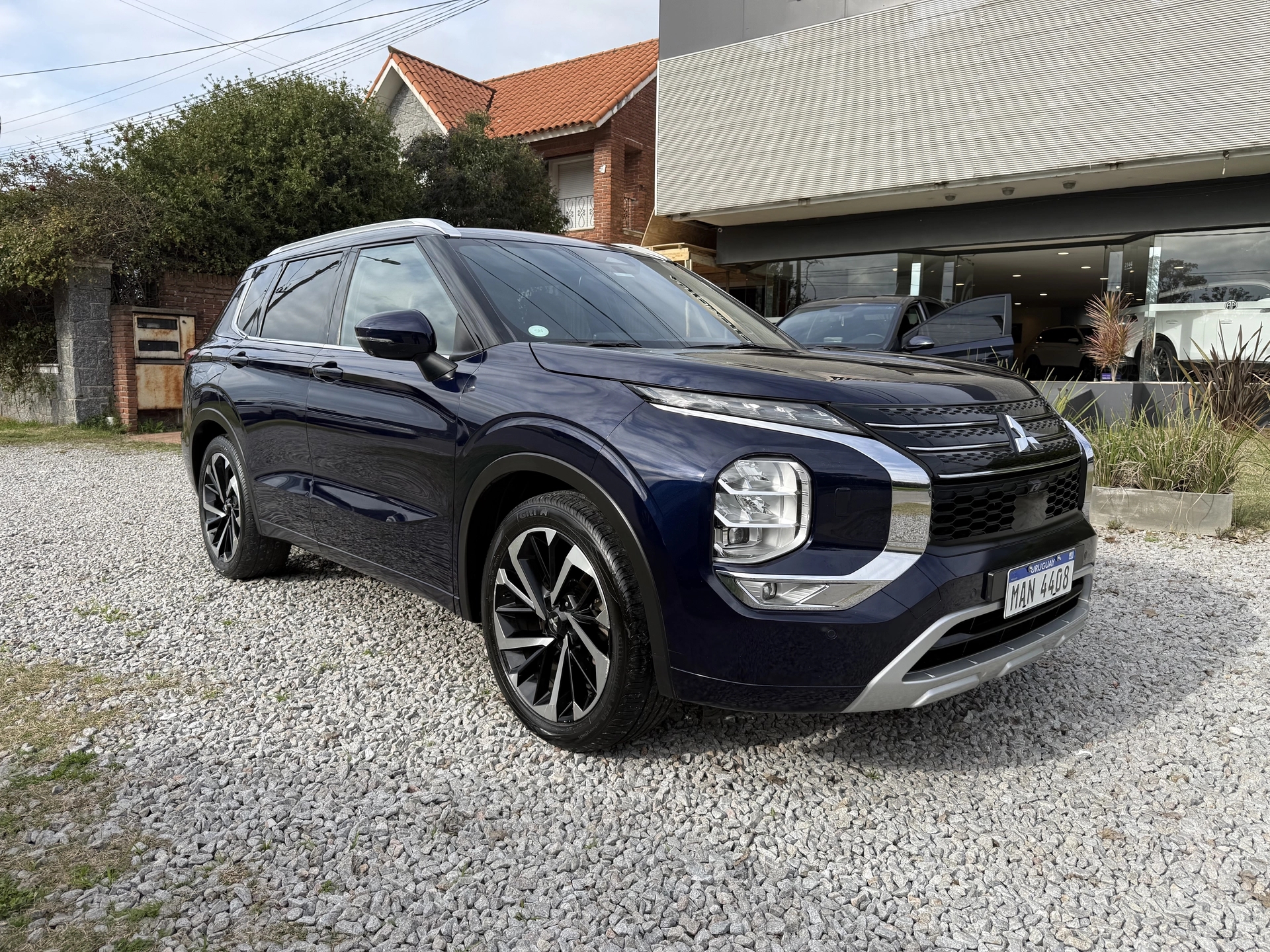 Mitsubishi Outlander 4WD GLS