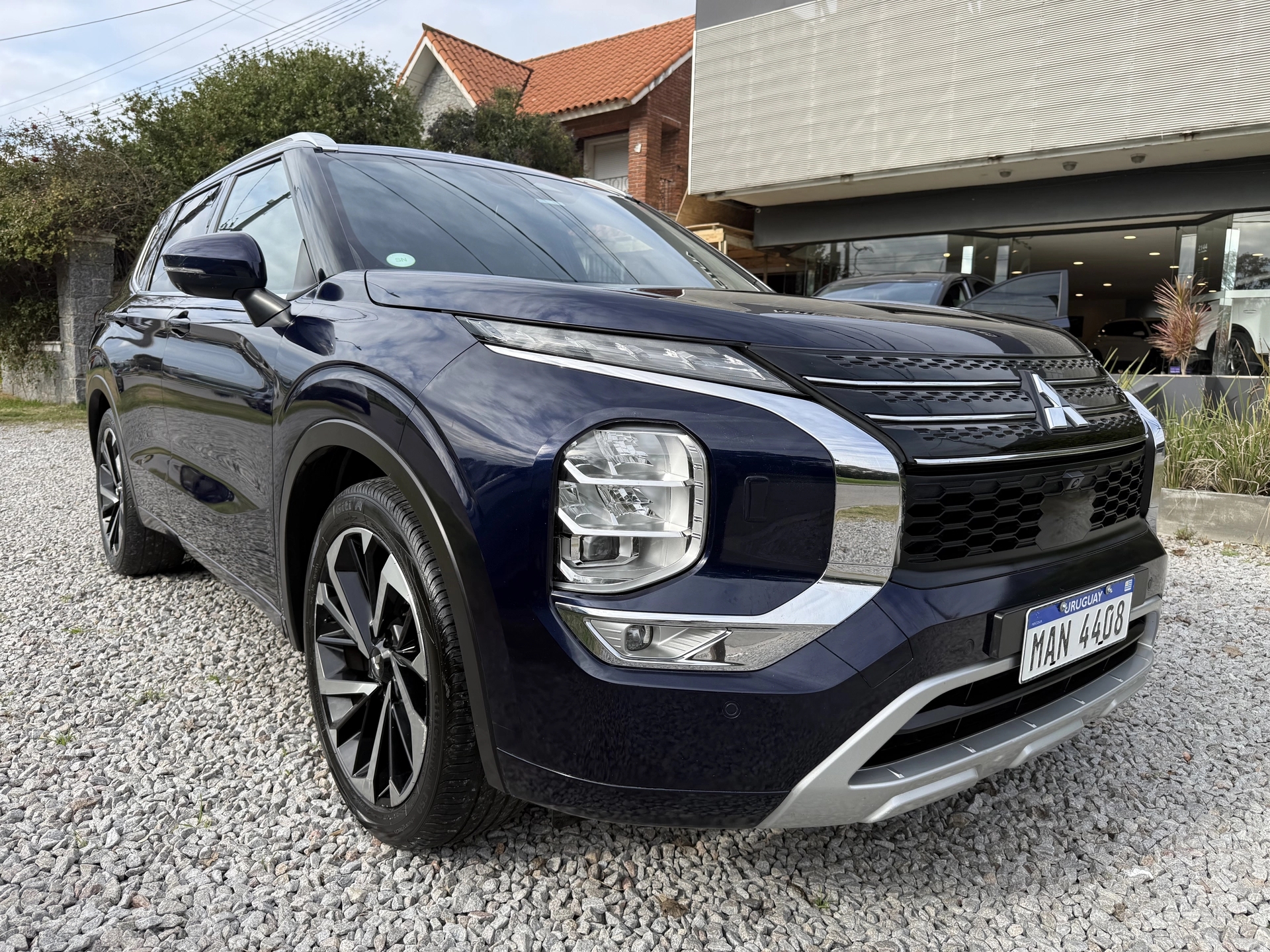 Mitsubishi Outlander 4WD GLS