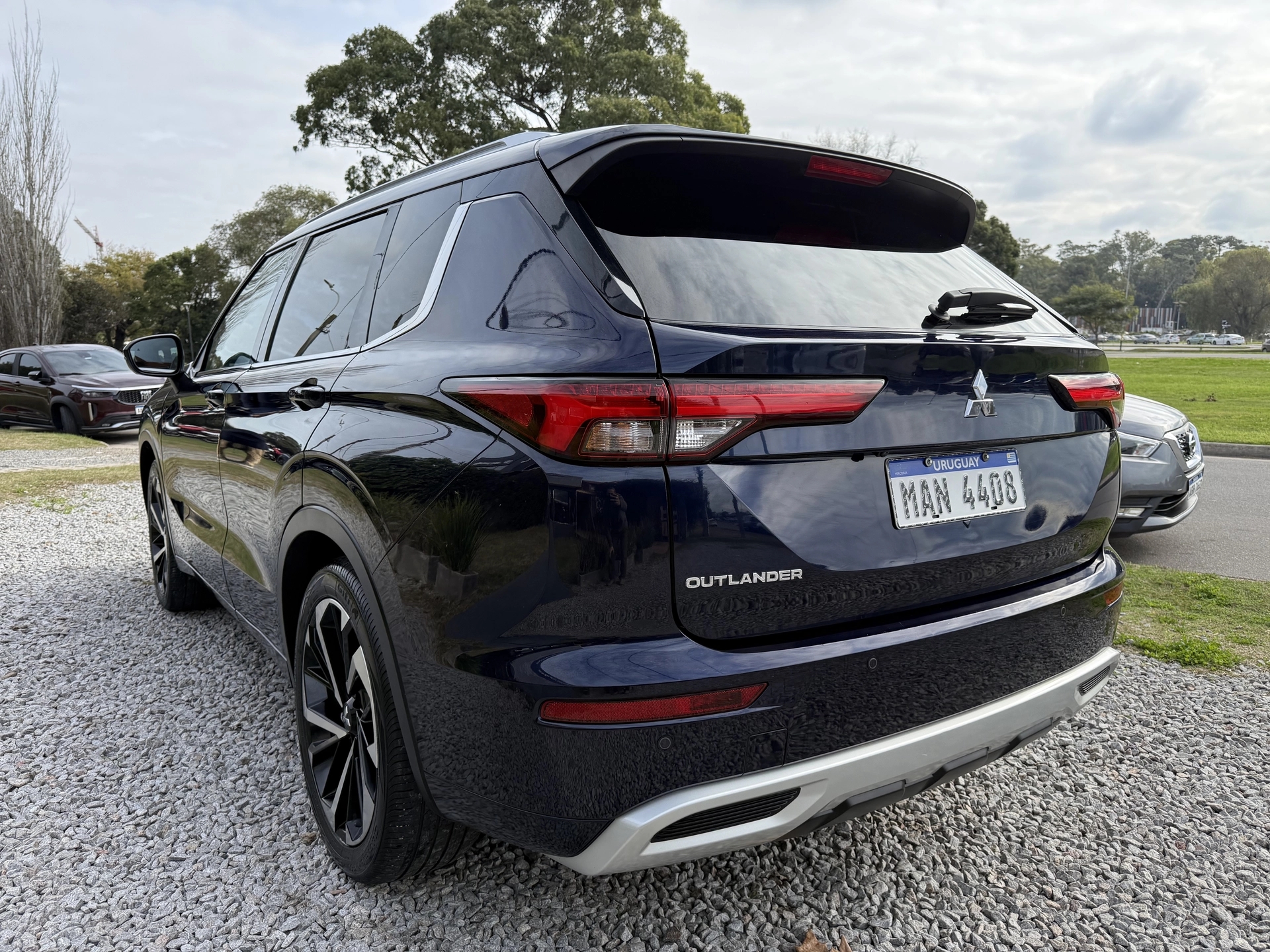 Mitsubishi Outlander 4WD GLS