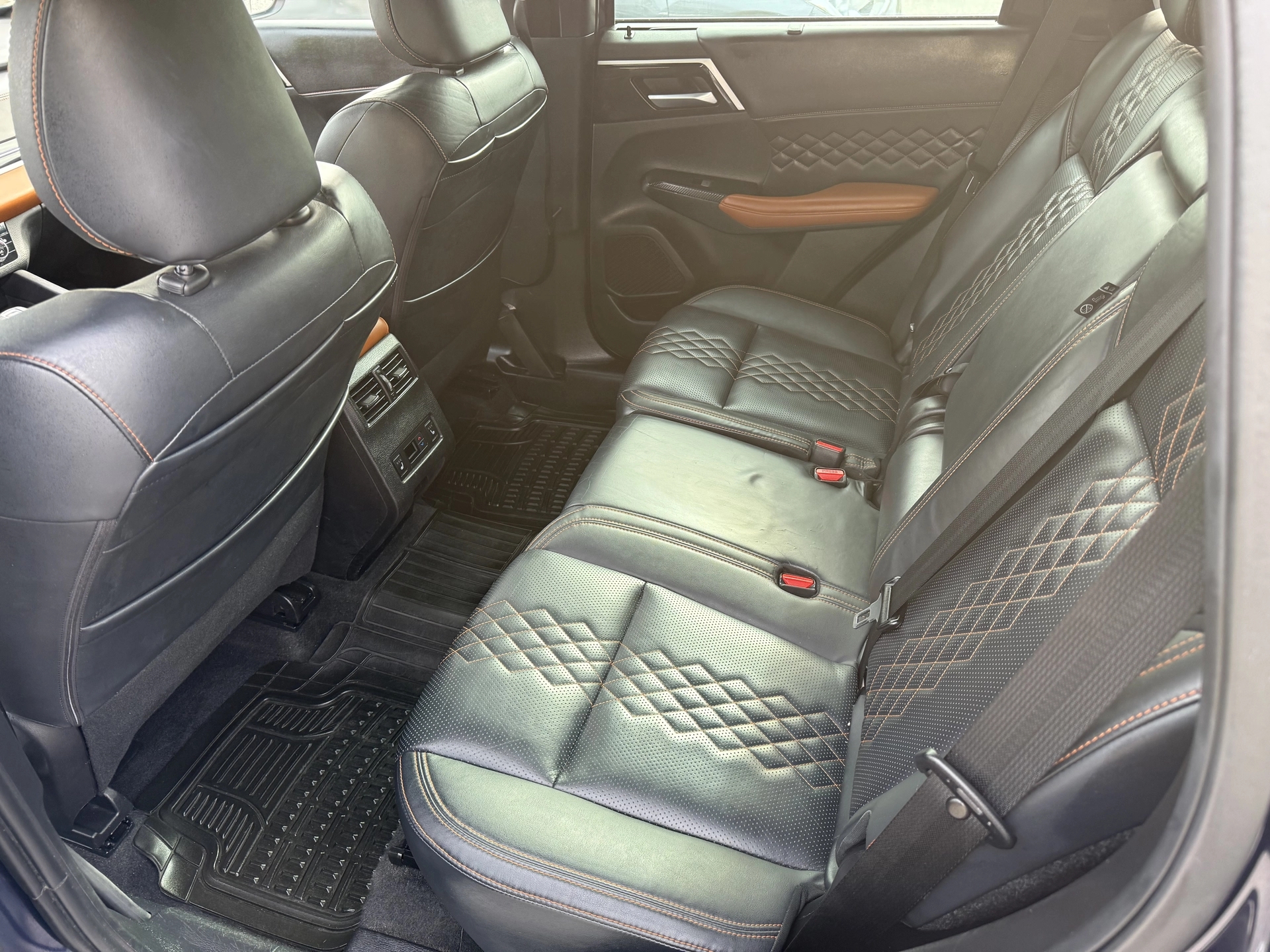 Mitsubishi Outlander 4WD GLS