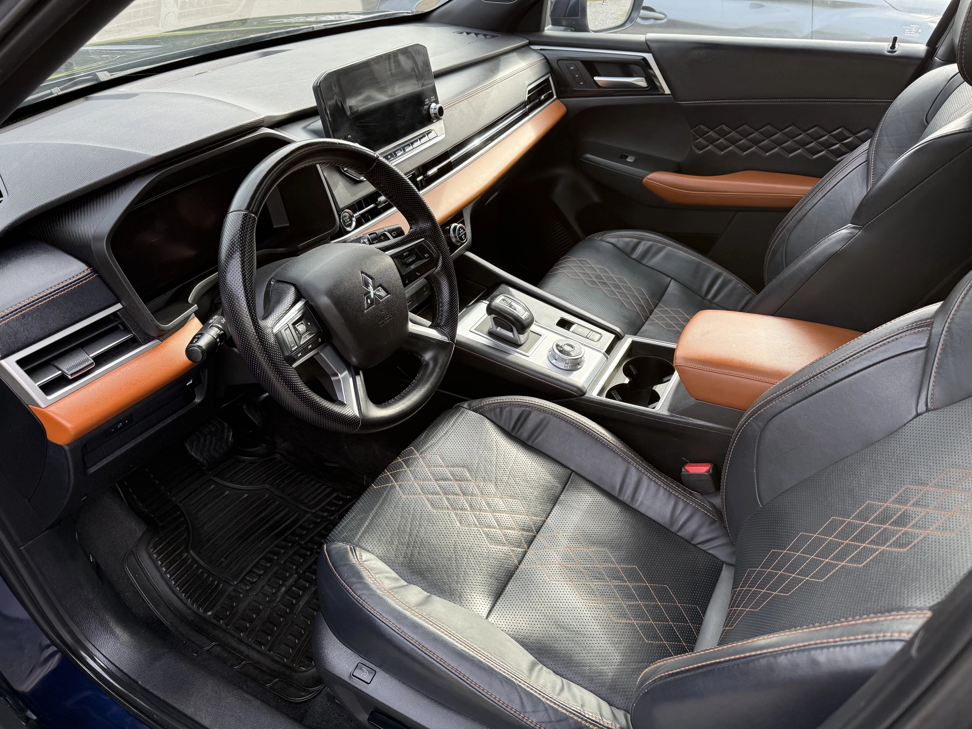 Mitsubishi Outlander 4WD GLS