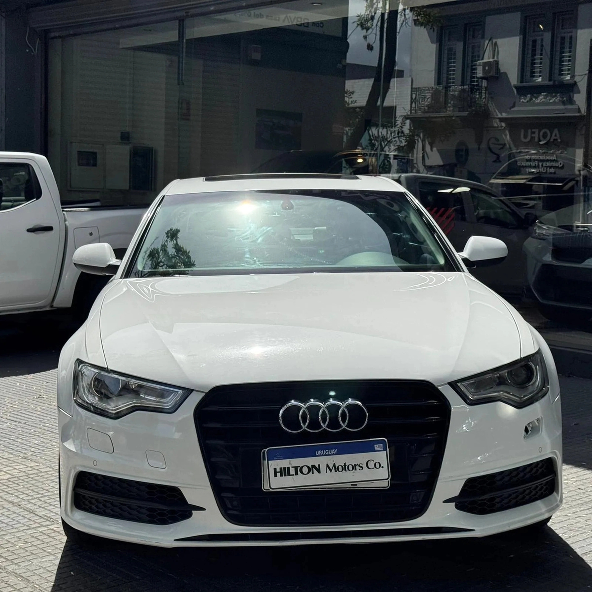 Audi A6 2.0 Año 2013 - Hilton Motors Co.