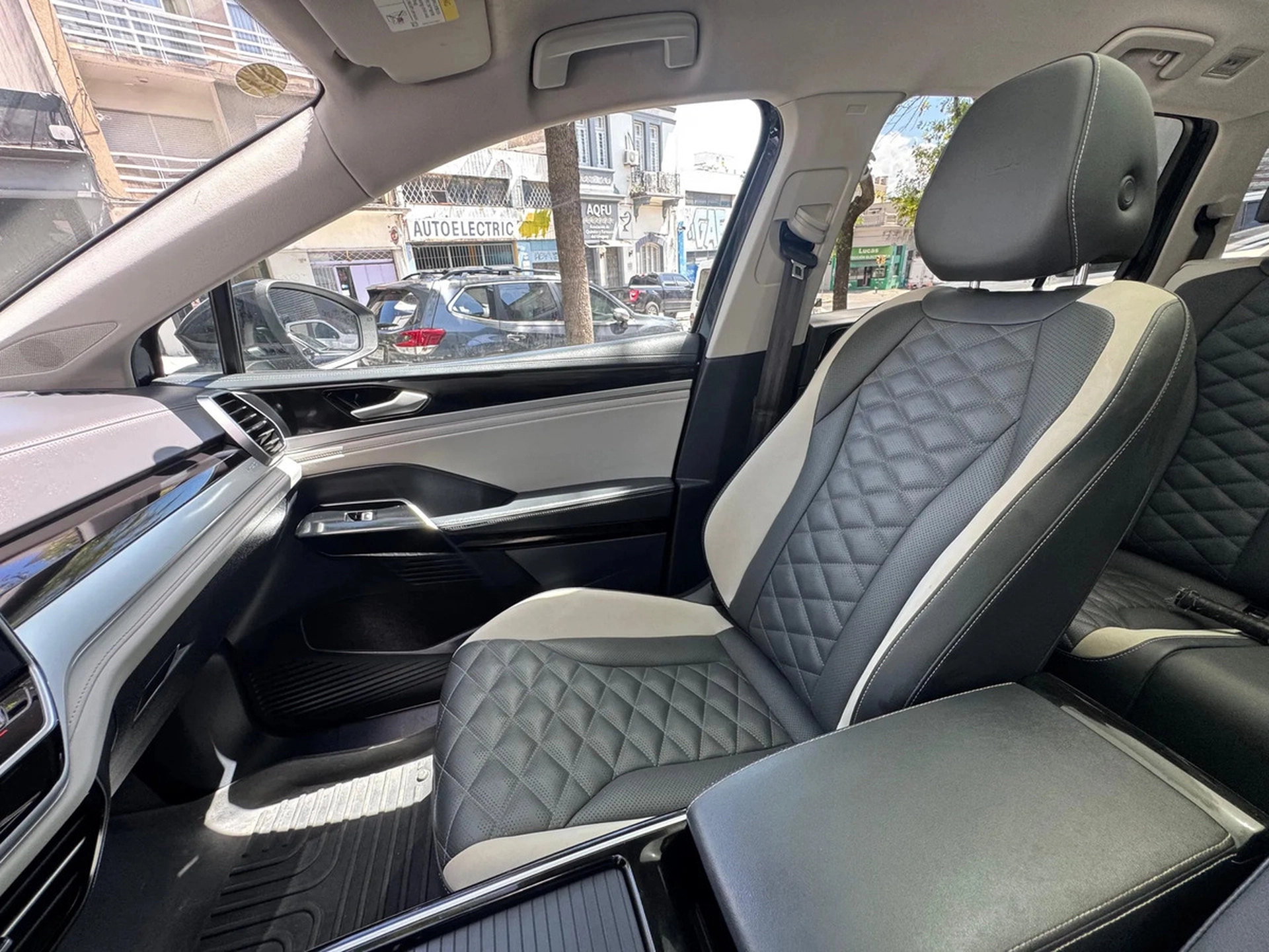 Volkswagen Id6 Crozz Pro 100% Eléctrica - Hilton Motors Co.
