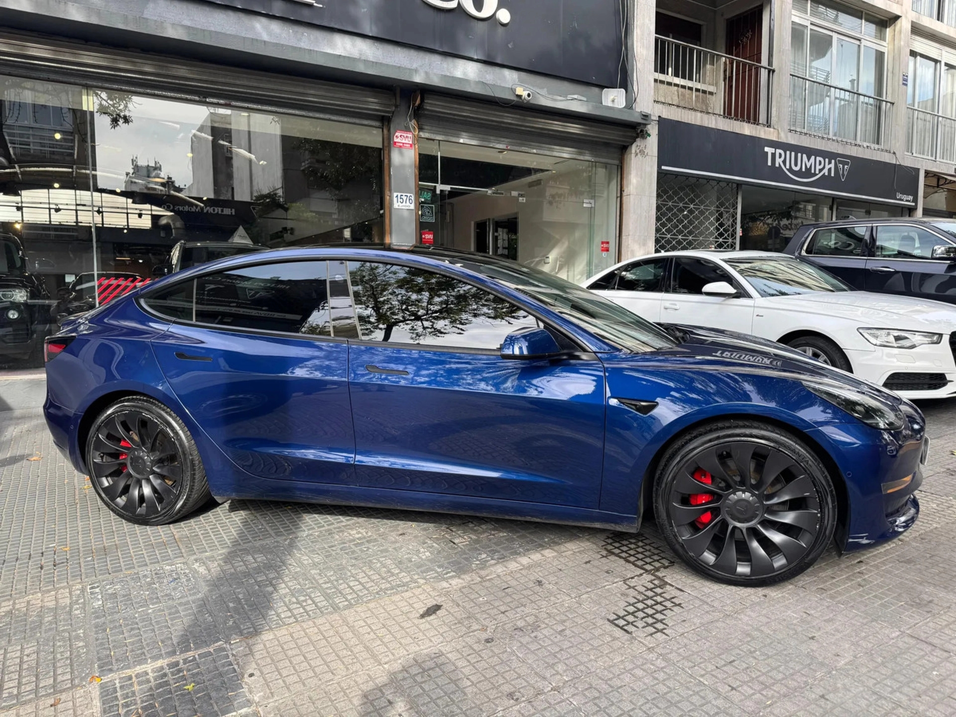 Tesla Model 3 Performance - Hilton Motors Co.