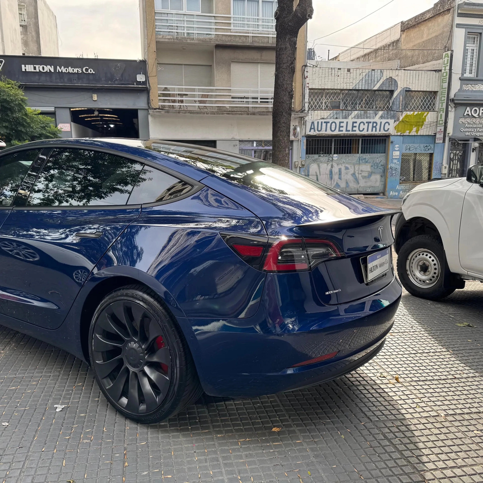 Tesla Model 3 Performance - Hilton Motors Co.