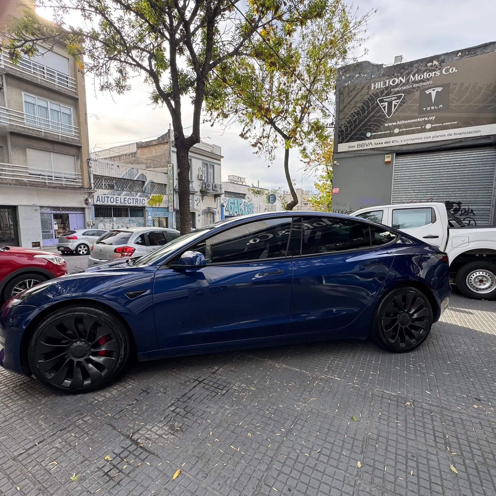 Tesla Model 3 Performance - Hilton Motors Co.
