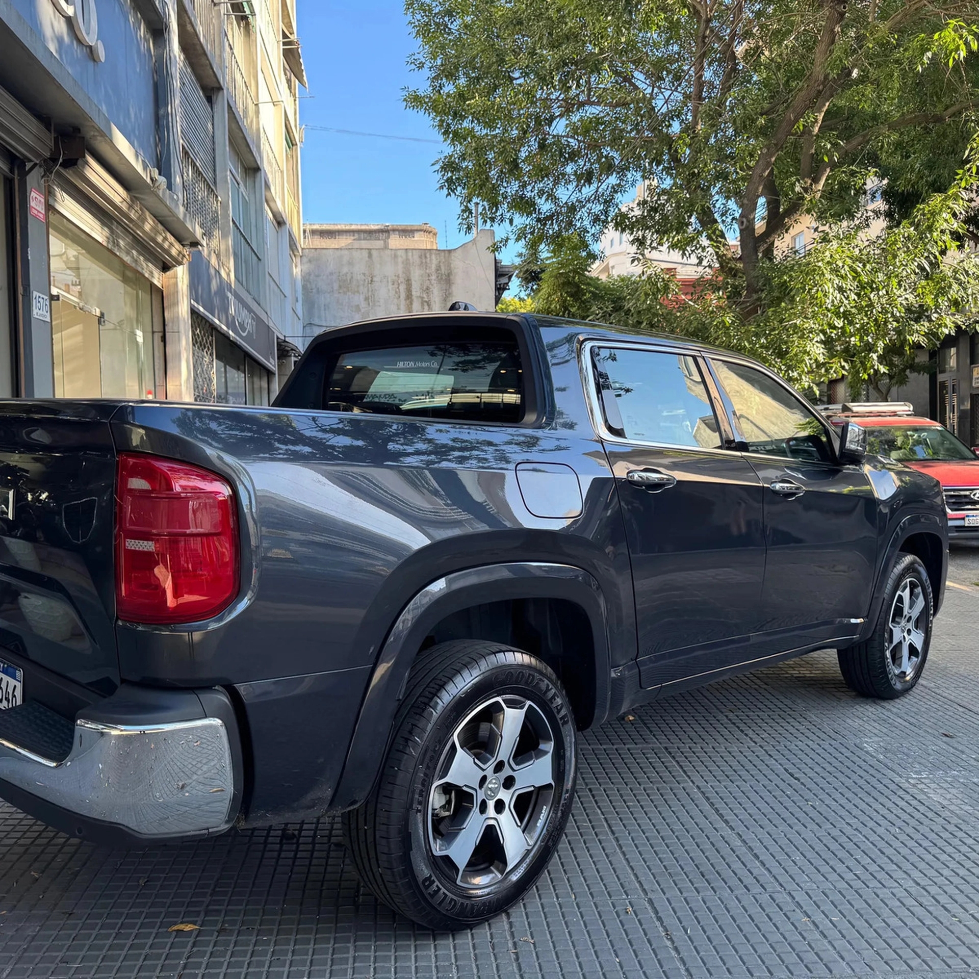 Ram Rampage 2.0 Laramie At9 4x4