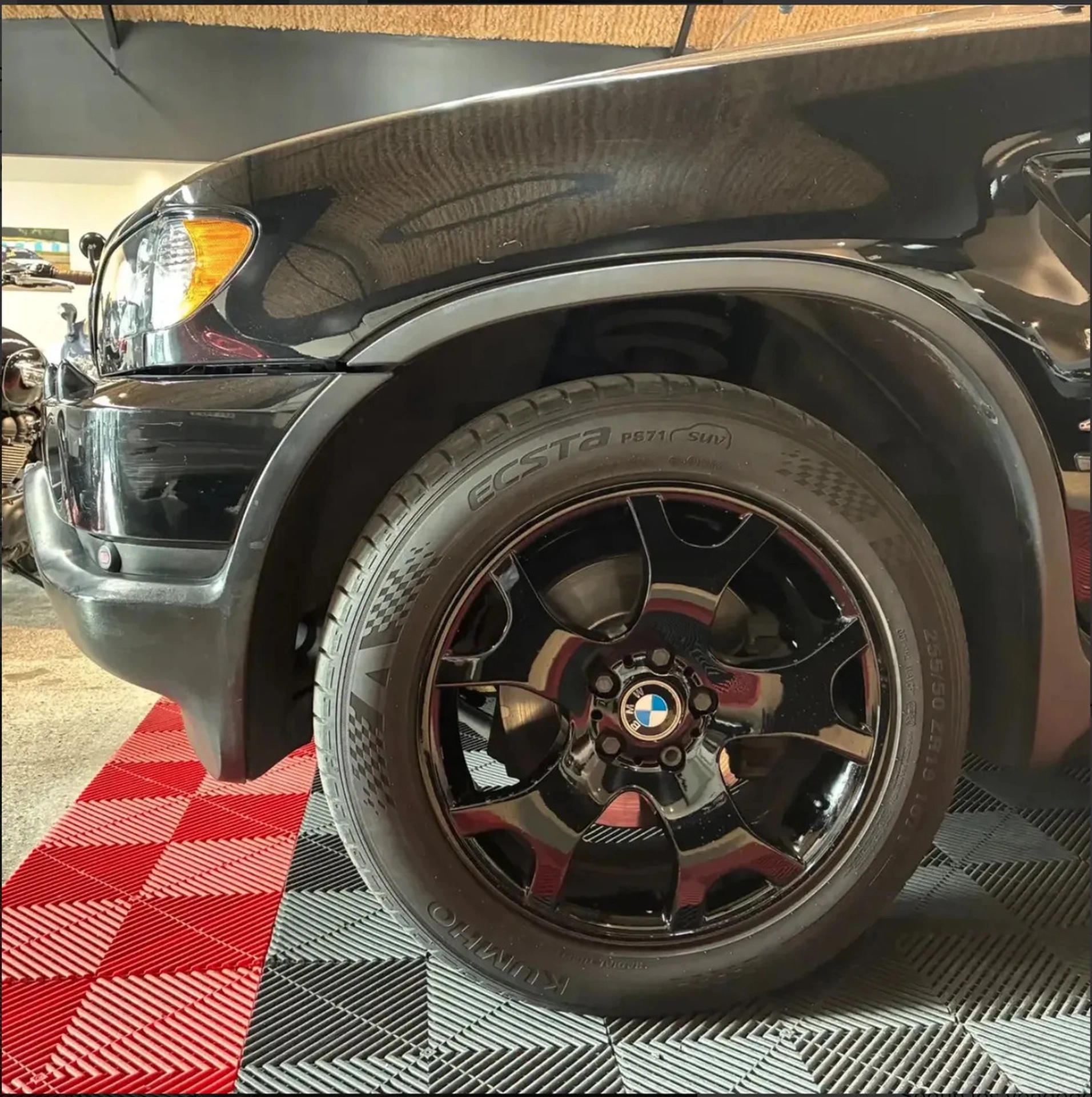 Bmw X5 V8 4.4 - Hilton Motors Co.