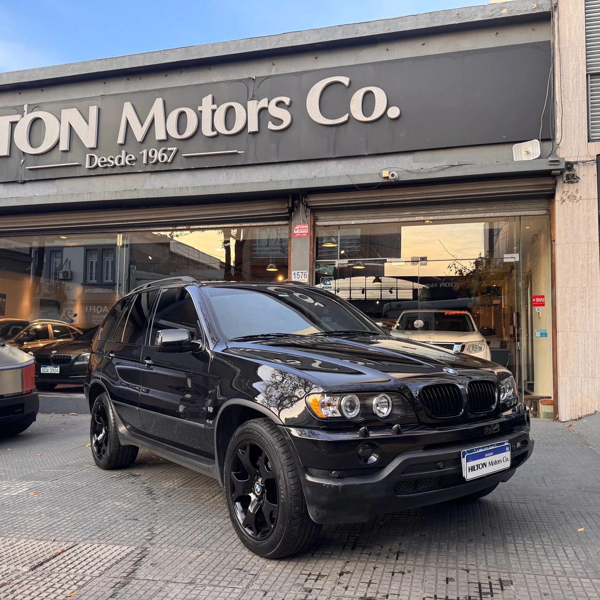 Bmw X5 V8 4.4 - Hilton Motors Co.