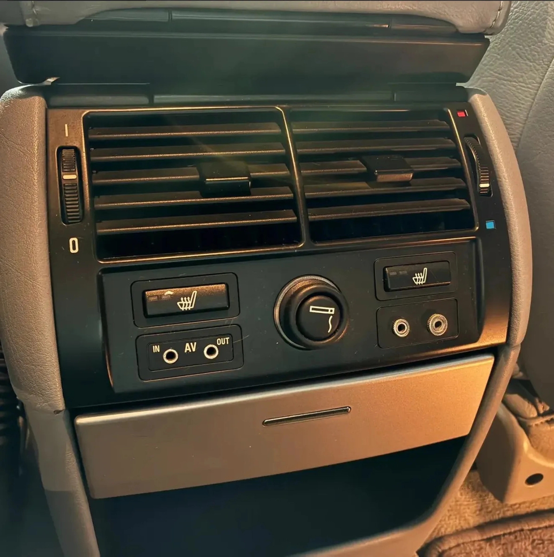 Bmw X5 V8 4.4 - Hilton Motors Co.