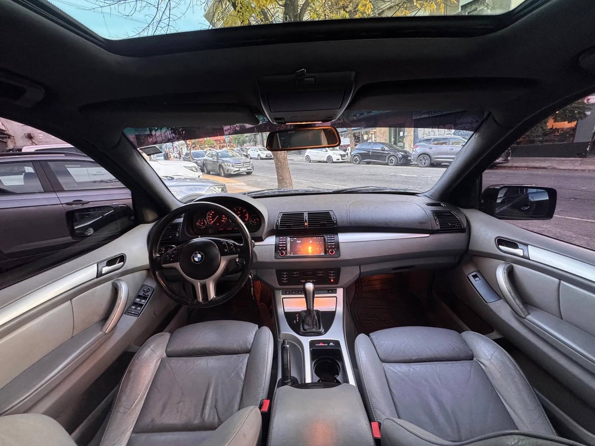 Bmw X5 V8 4.4 - Hilton Motors Co.