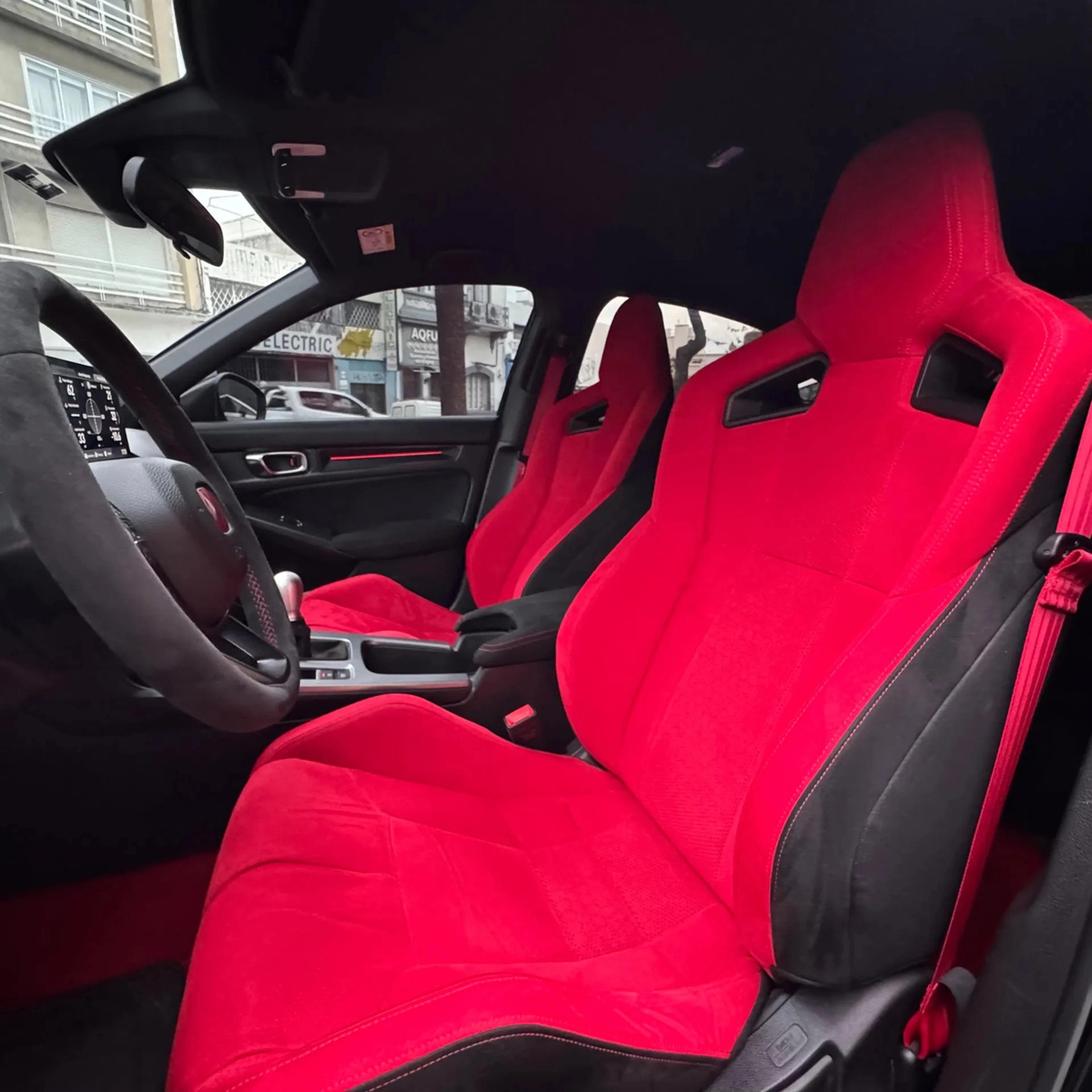 Honda Civic Type R 2.0 Turbo - Hilton Motors Co.