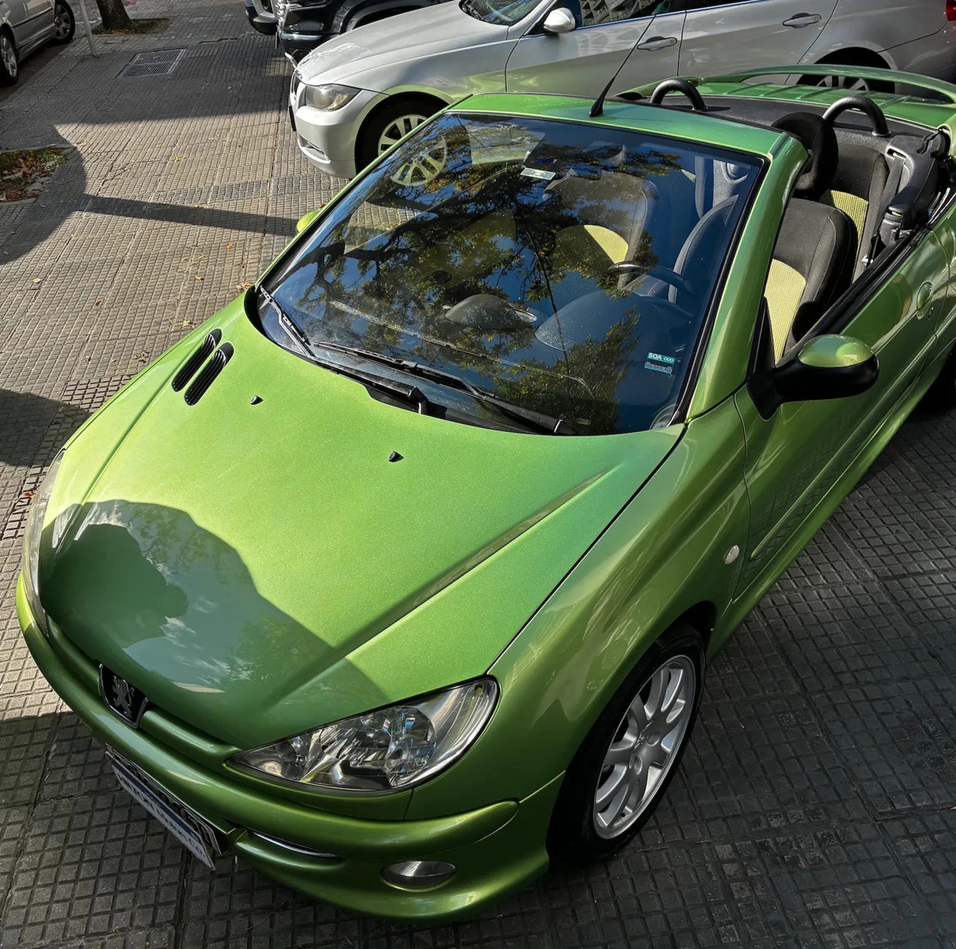 Peugeot 206 Cabriolet, Descapotable - Hilton Motors Co.