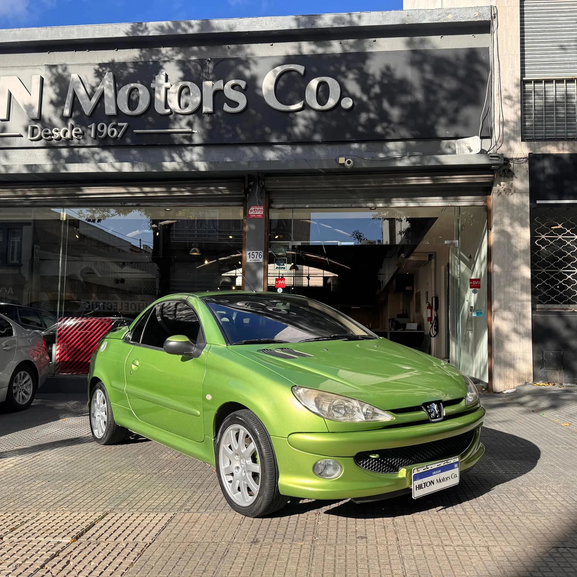 Peugeot 206 Cabriolet, Descapotable - Hilton Motors Co.