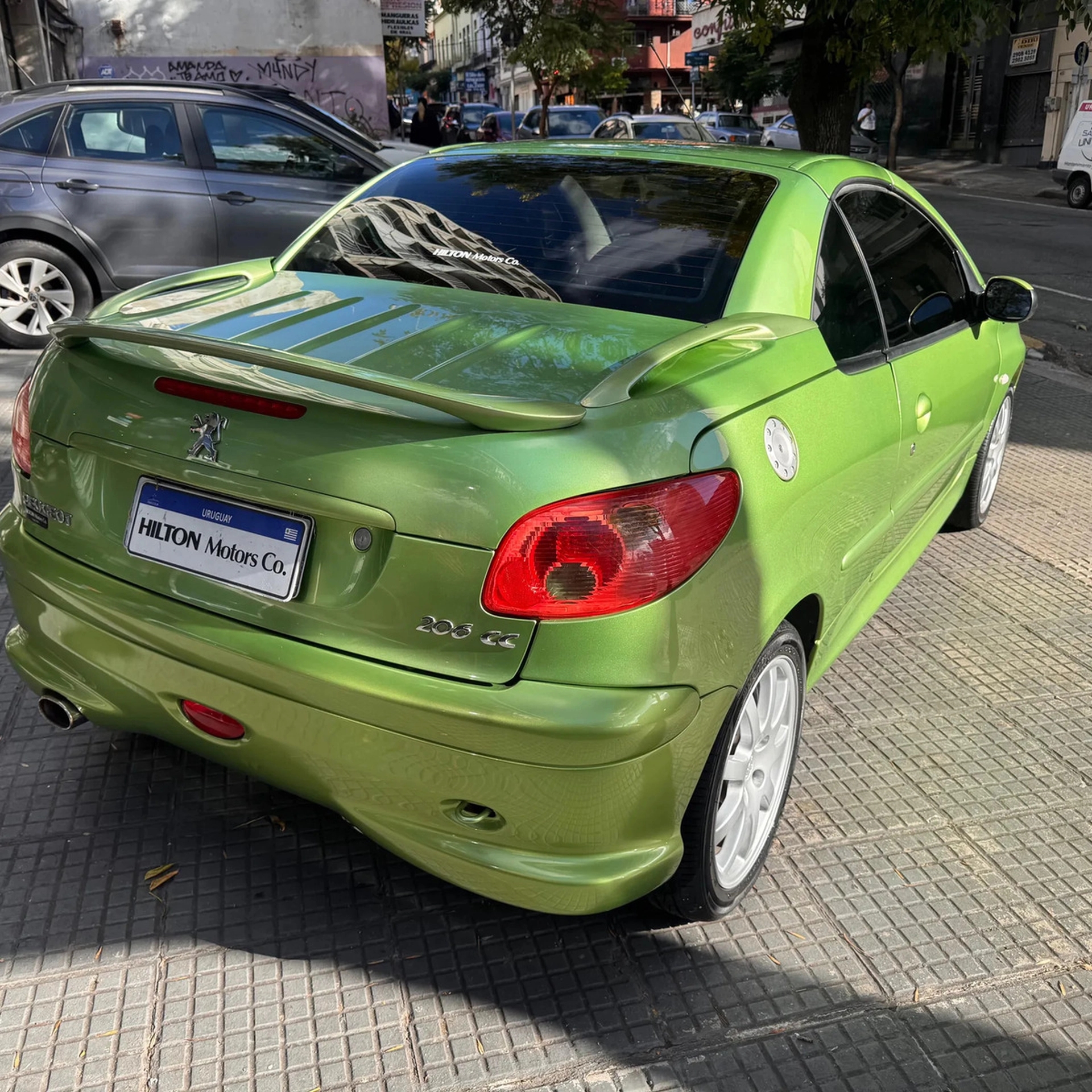 Peugeot 206 Cabriolet, Descapotable - Hilton Motors Co.