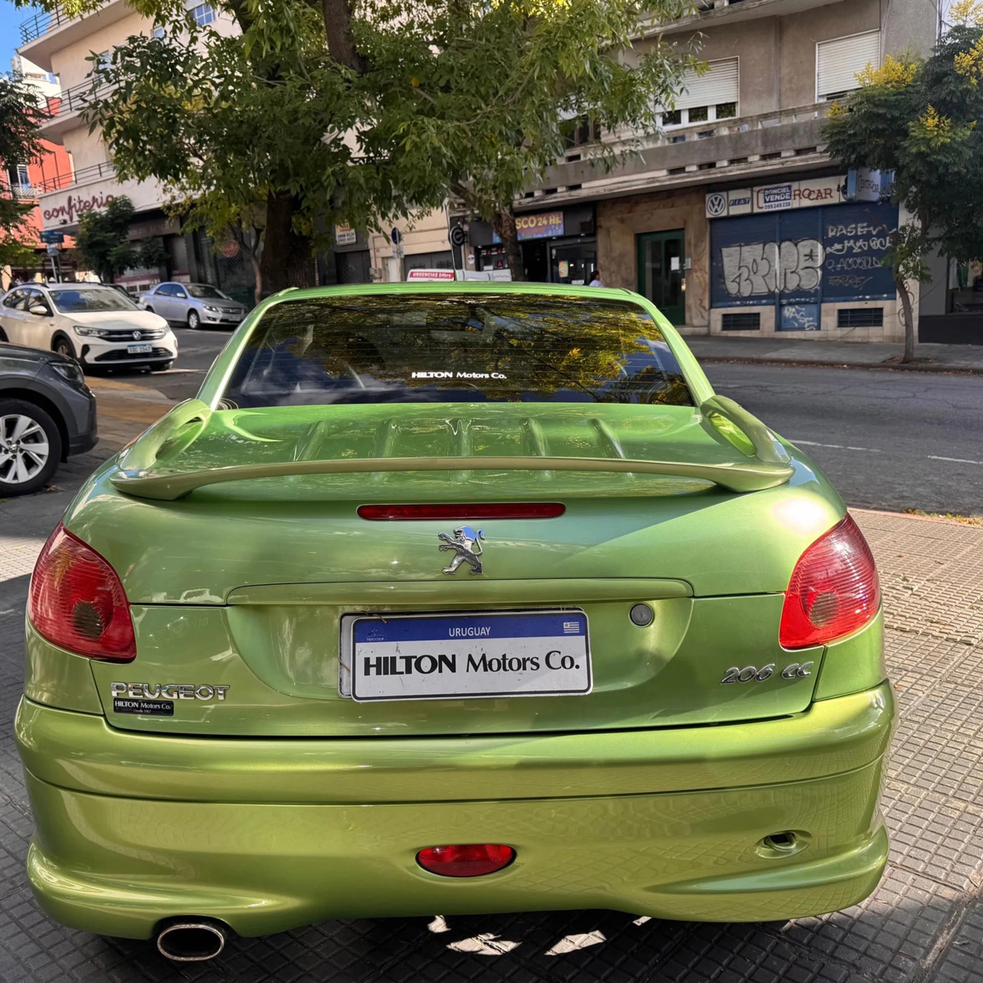 Peugeot 206 Cabriolet, Descapotable - Hilton Motors Co.