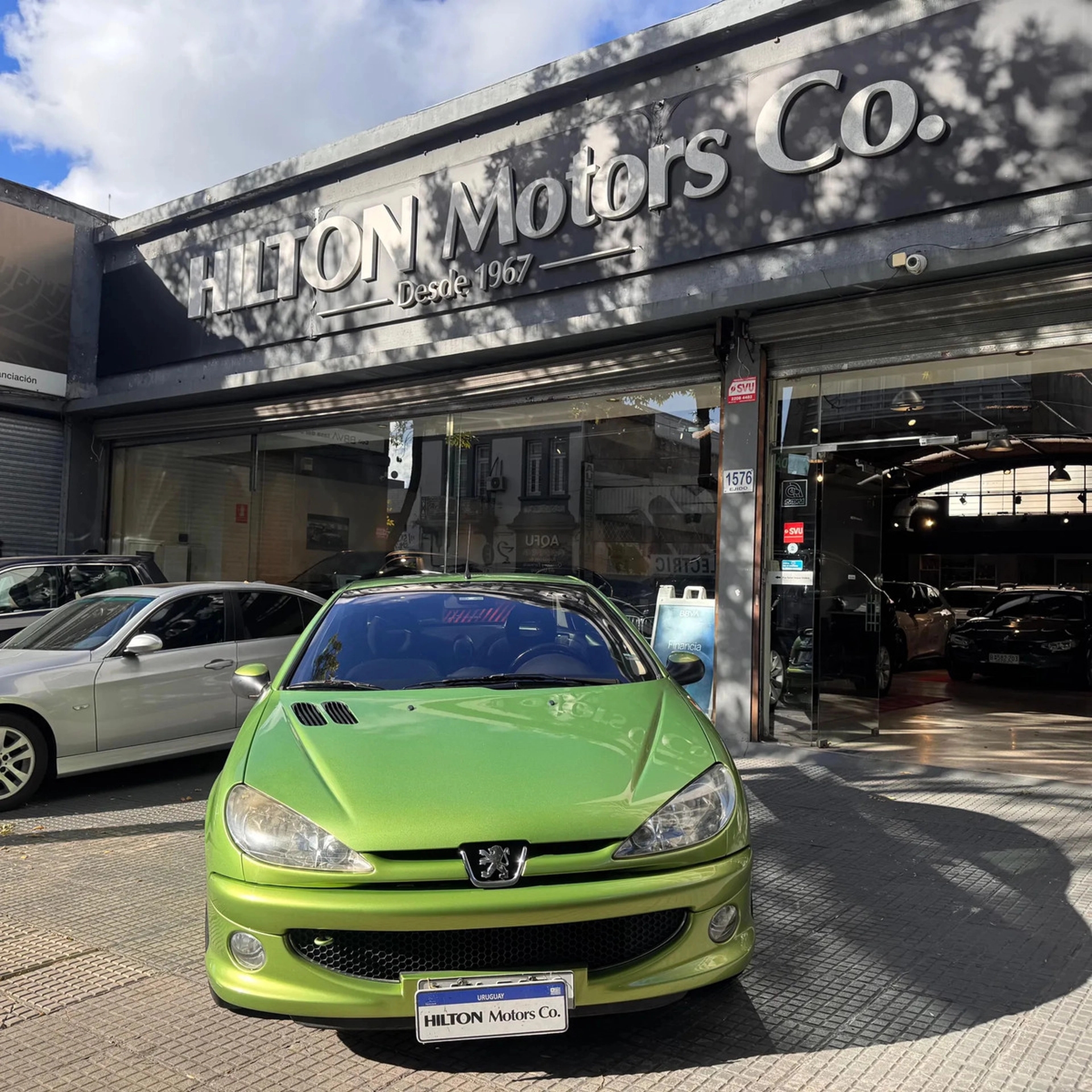 Peugeot 206 Cabriolet, Descapotable - Hilton Motors Co.