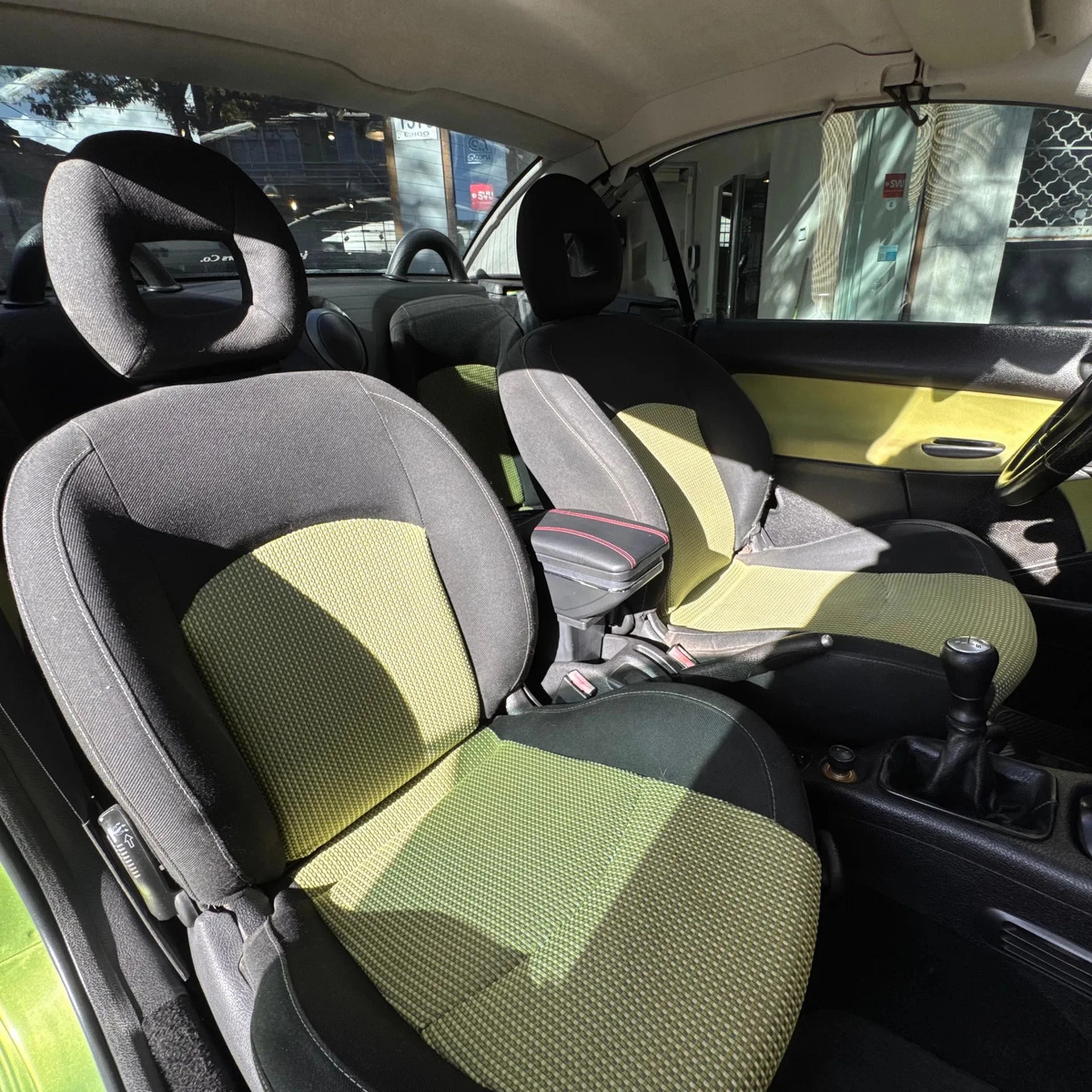 Peugeot 206 Cabriolet, Descapotable - Hilton Motors Co.