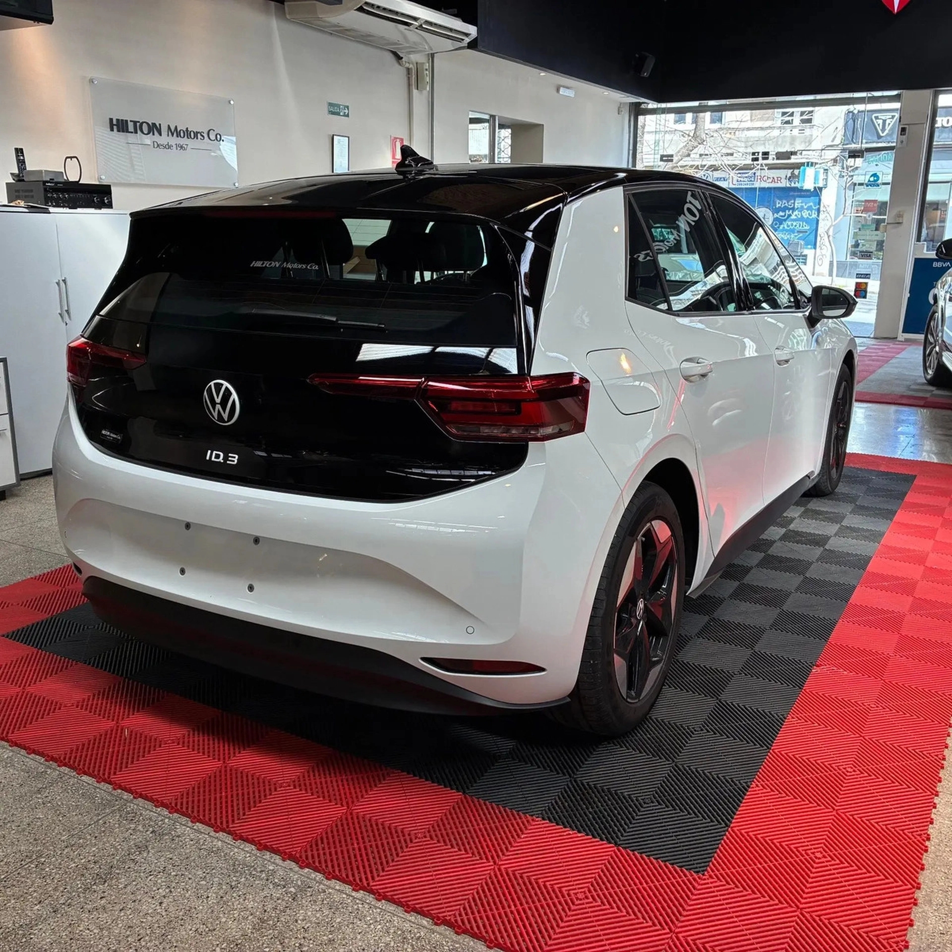 Volkswagen Id3 Pro Año 2025 - Hilton Motors Co.