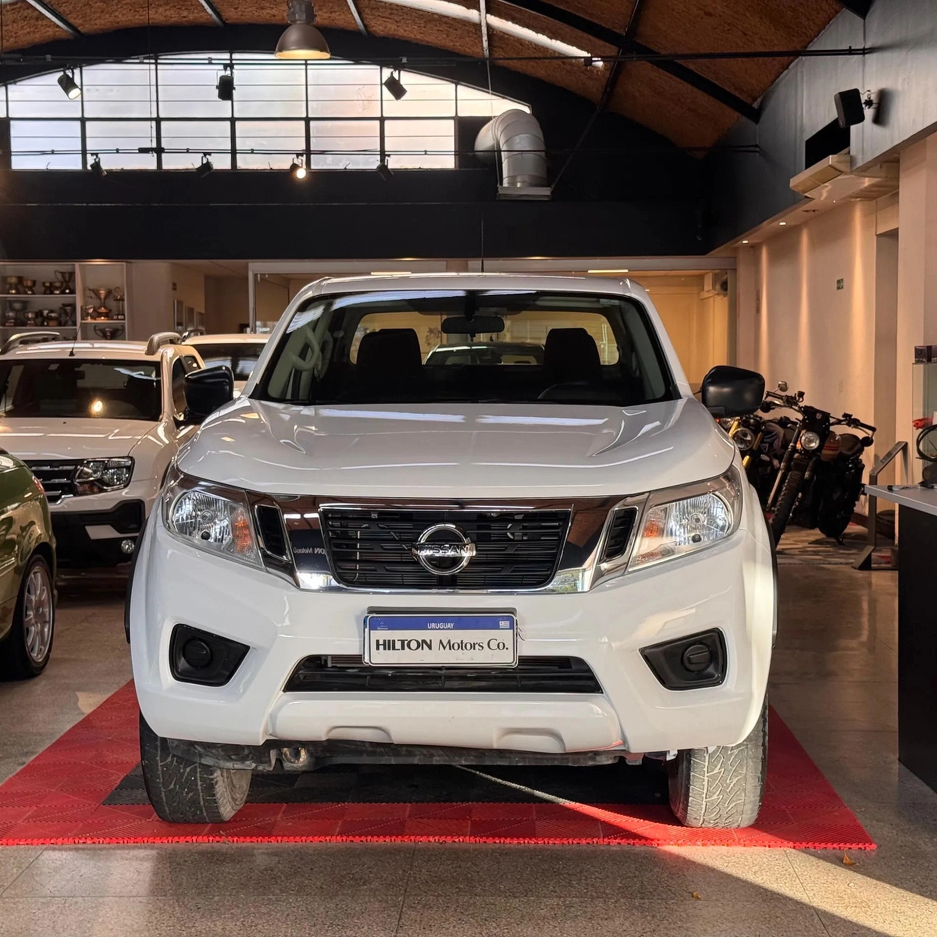 Nissan Np300 Frontier 2.5 Le Tdsl 188hp D.cab.