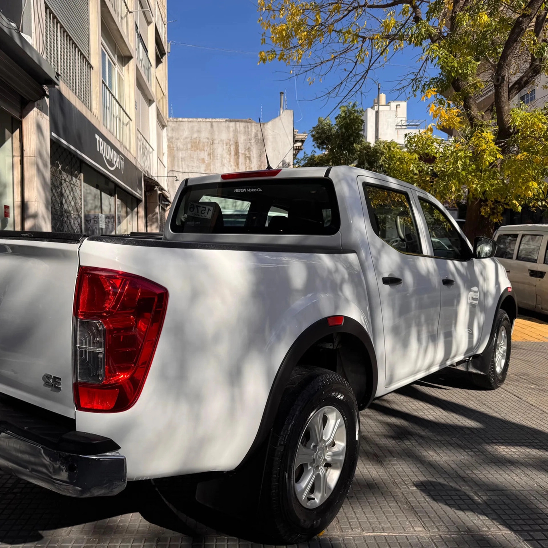 Nissan Np300 Frontier 2.5 Le Tdsl 188hp D.cab.