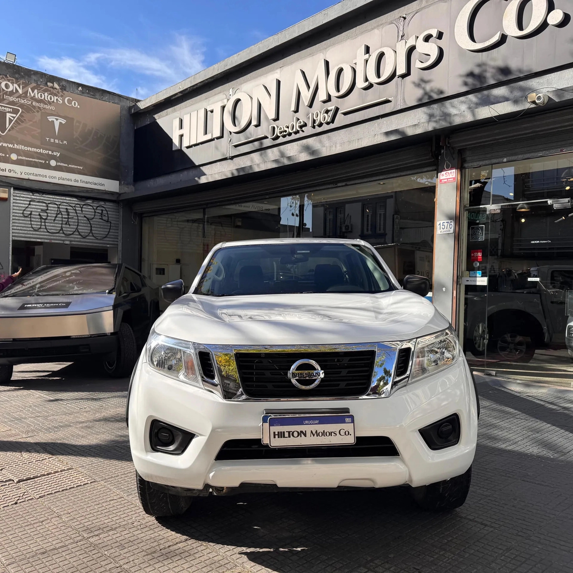 Nissan Np300 Frontier 2.5 Le Tdsl 188hp D.cab.