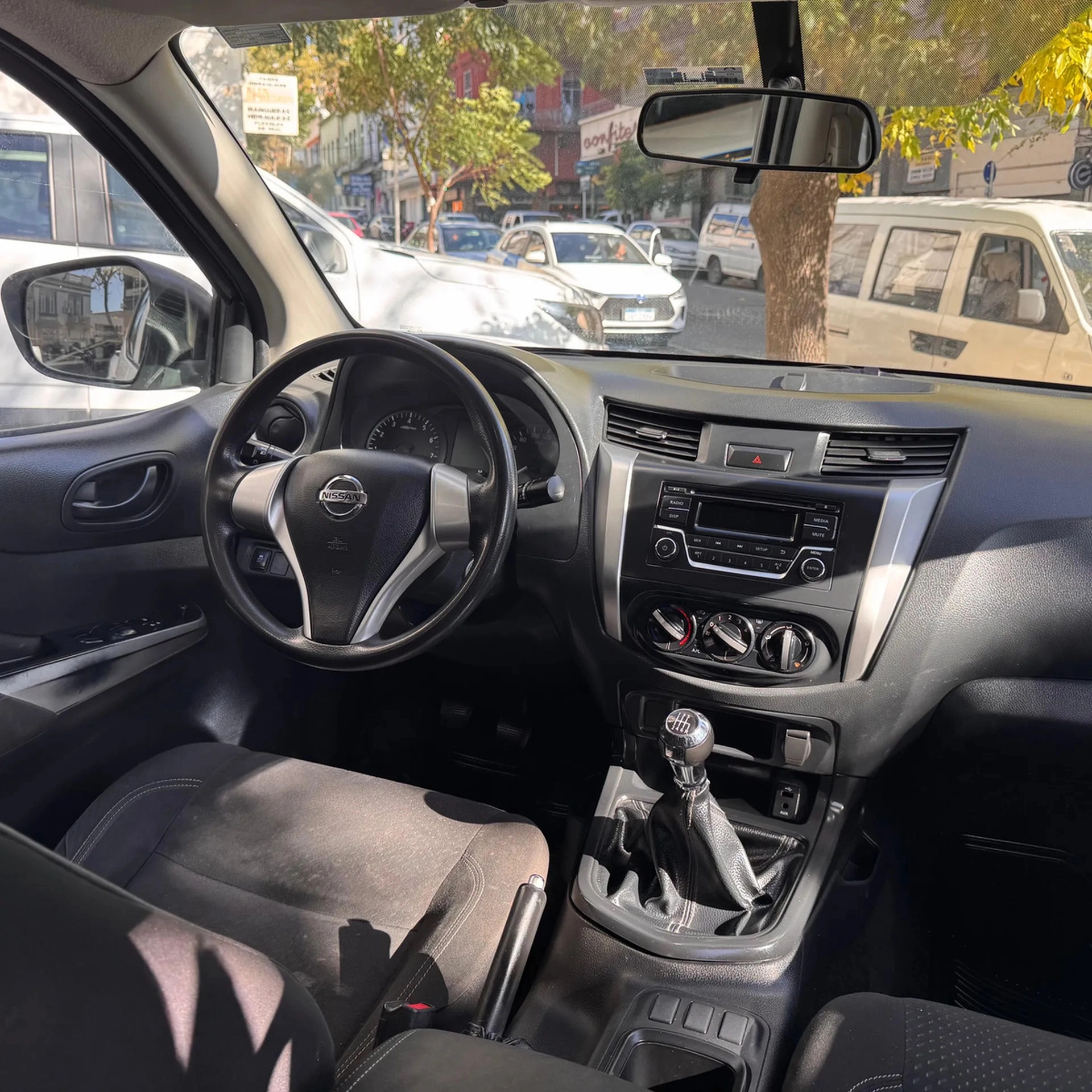 Nissan Np300 Frontier 2.5 Le Tdsl 188hp D.cab.