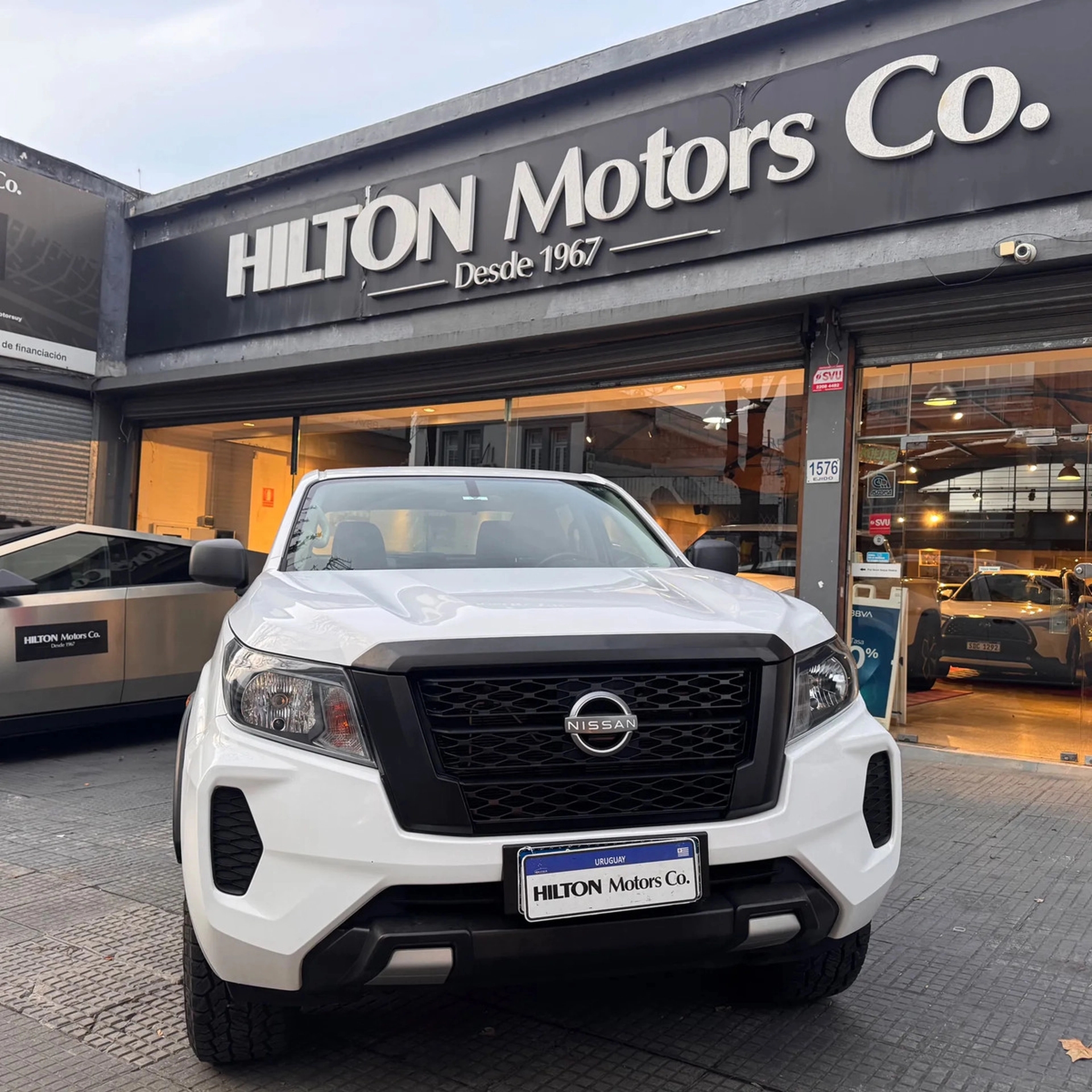 Nissan Frontier 2.5 Diesel 4x2 - Hilton Motors Co.