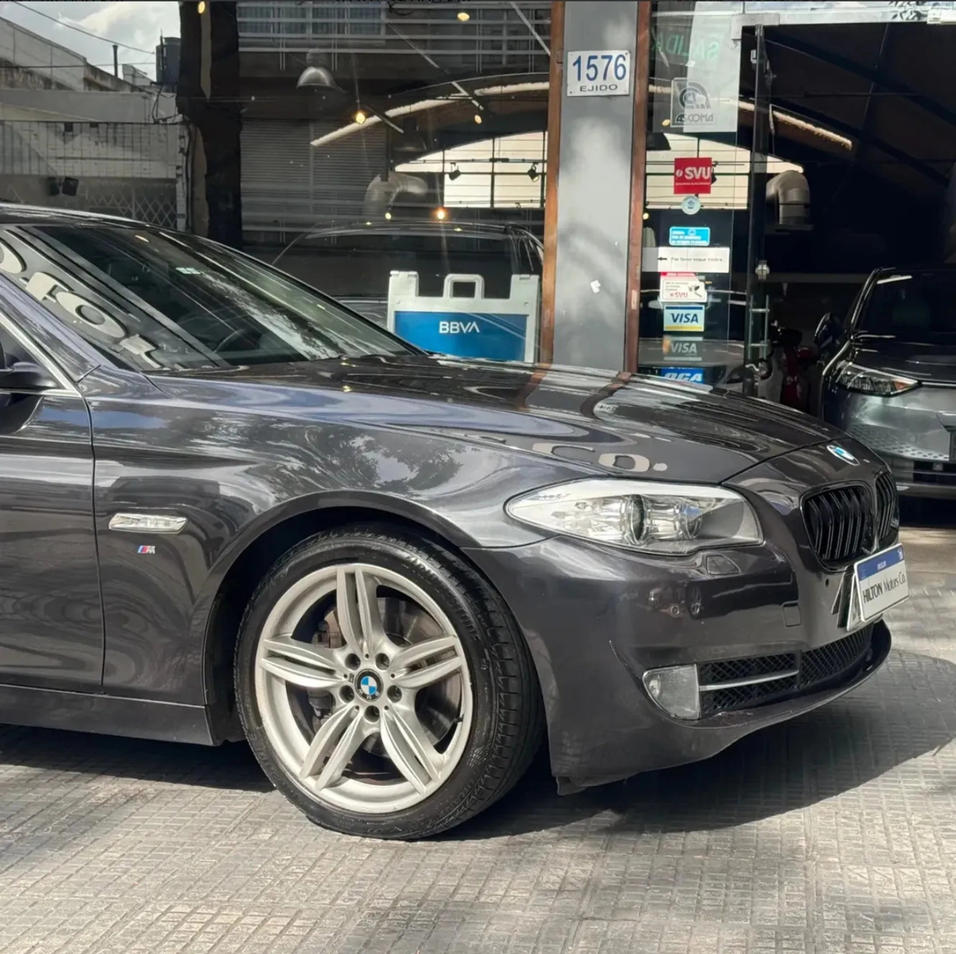 Bmw 550i V8 4.4 - Hilton Motors Co.