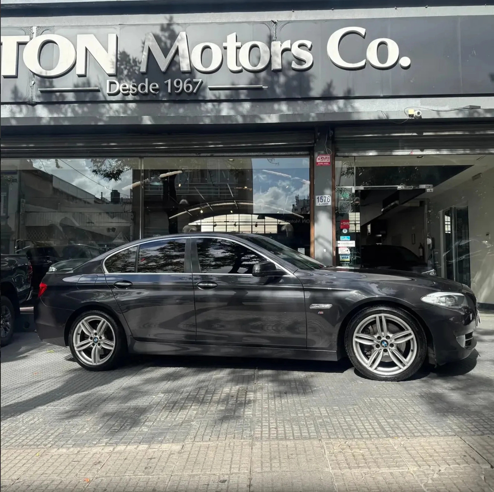 Bmw 550i V8 4.4 - Hilton Motors Co.