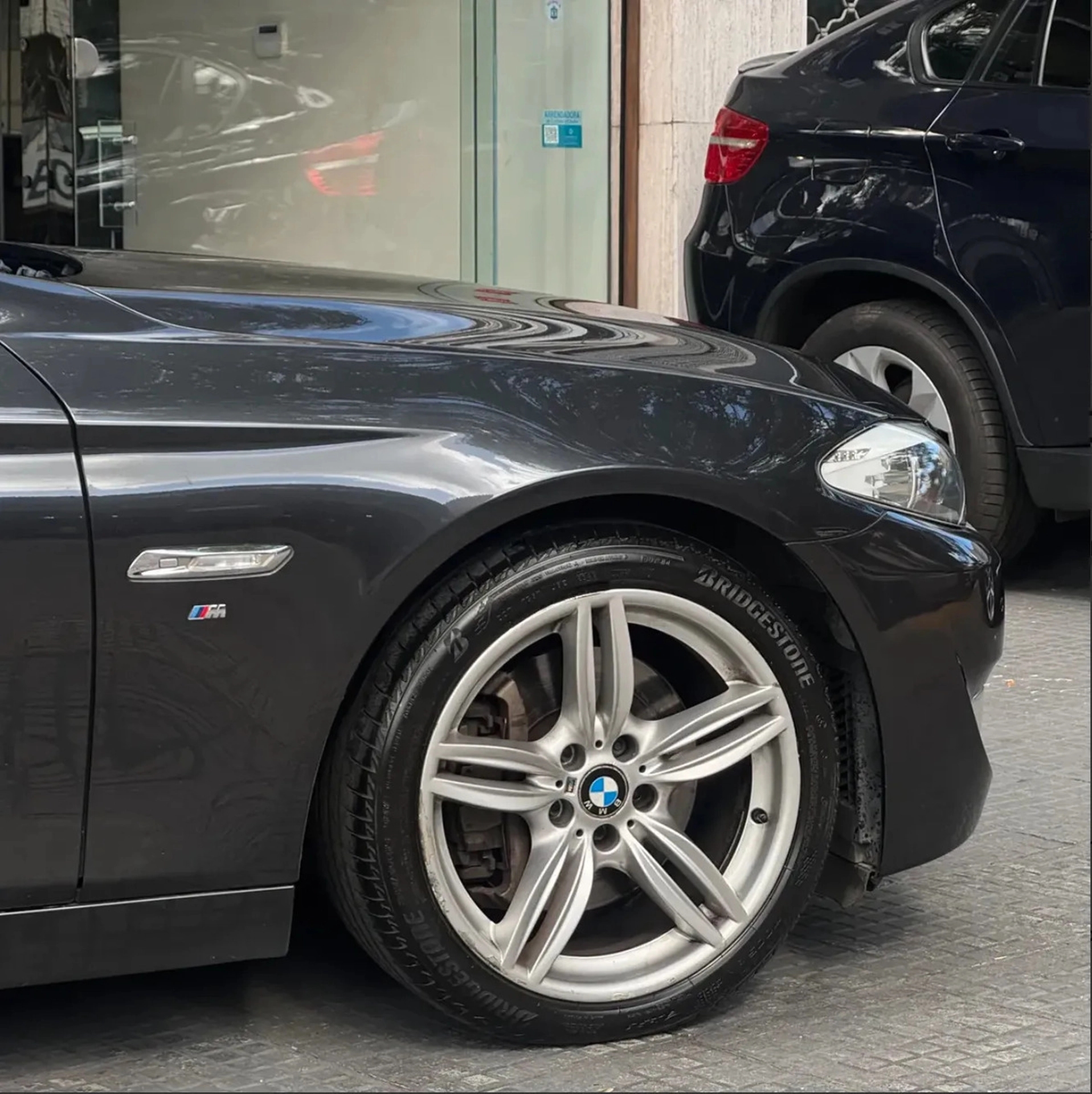Bmw 550i V8 4.4 - Hilton Motors Co.