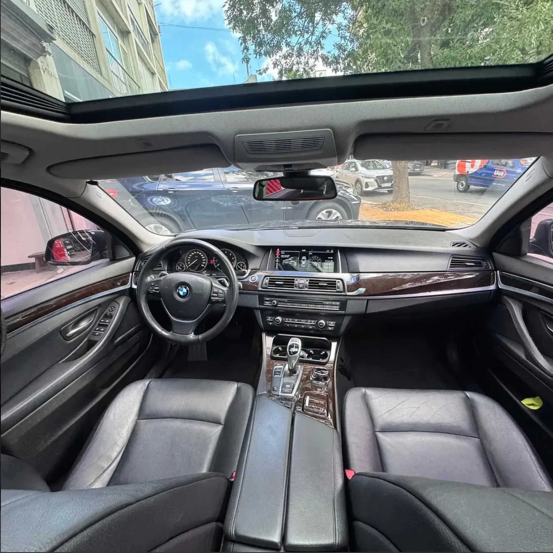 Bmw 550i V8 4.4 - Hilton Motors Co.