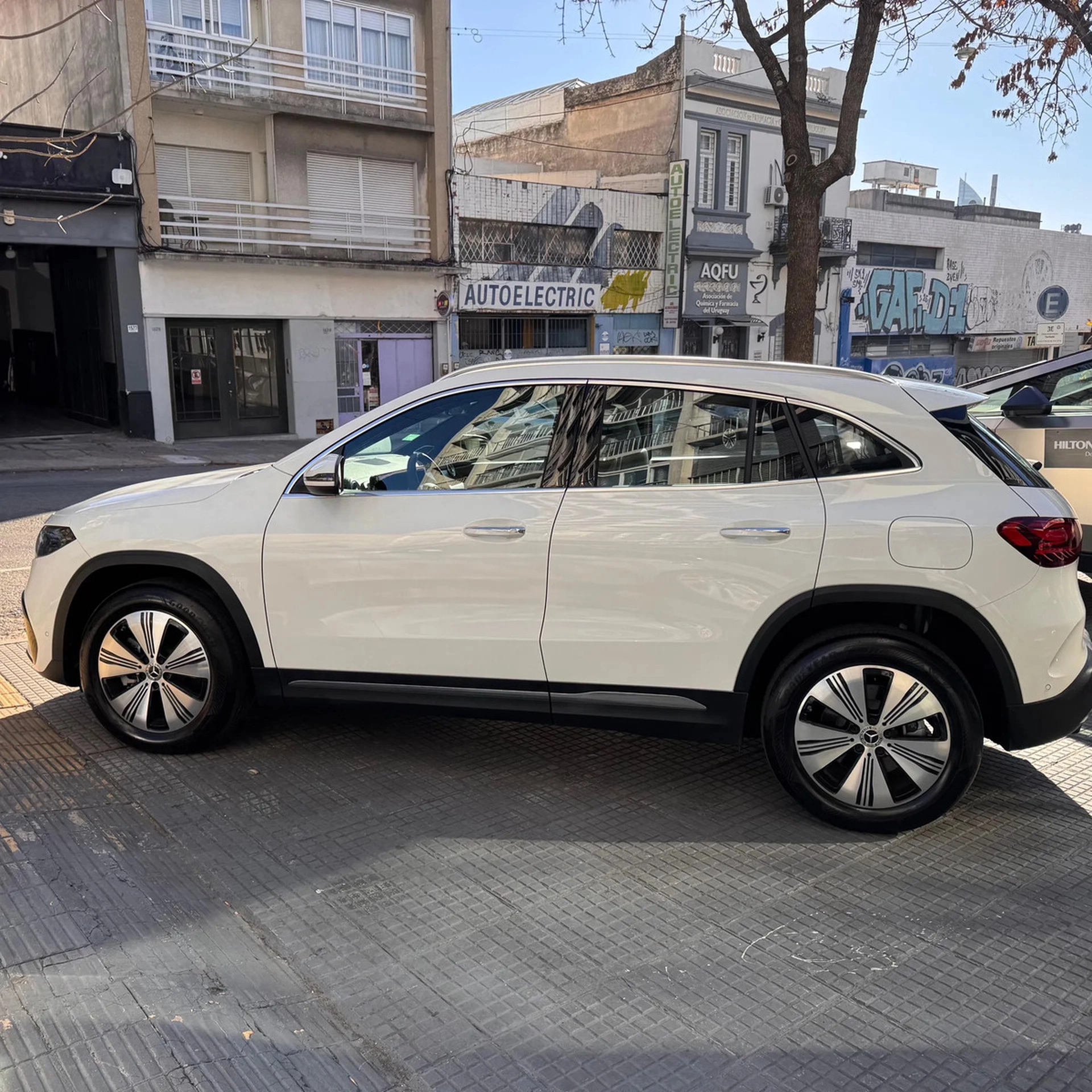 Mercedes Benz Eqa 260 - Hilton Motors Co.