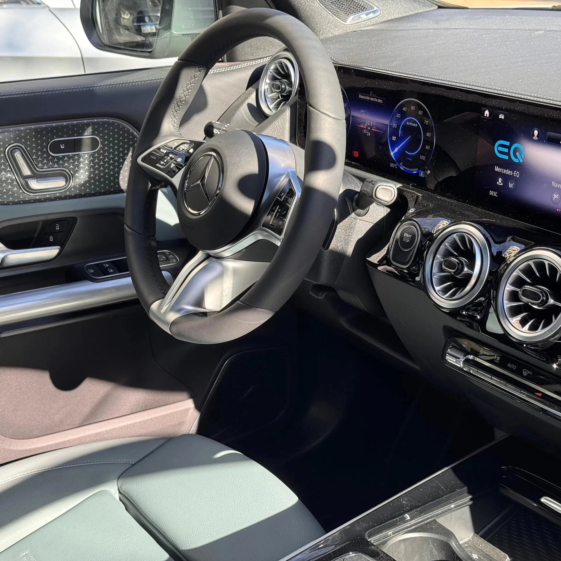 Mercedes Benz Eqa 260 - Hilton Motors Co.
