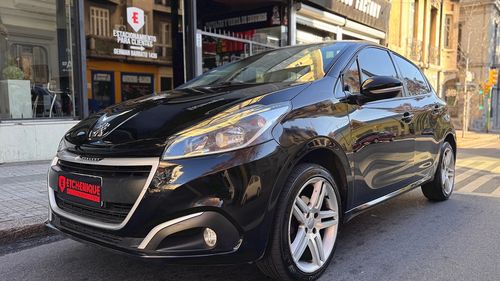 Peugeot 208 1.2 Allure 