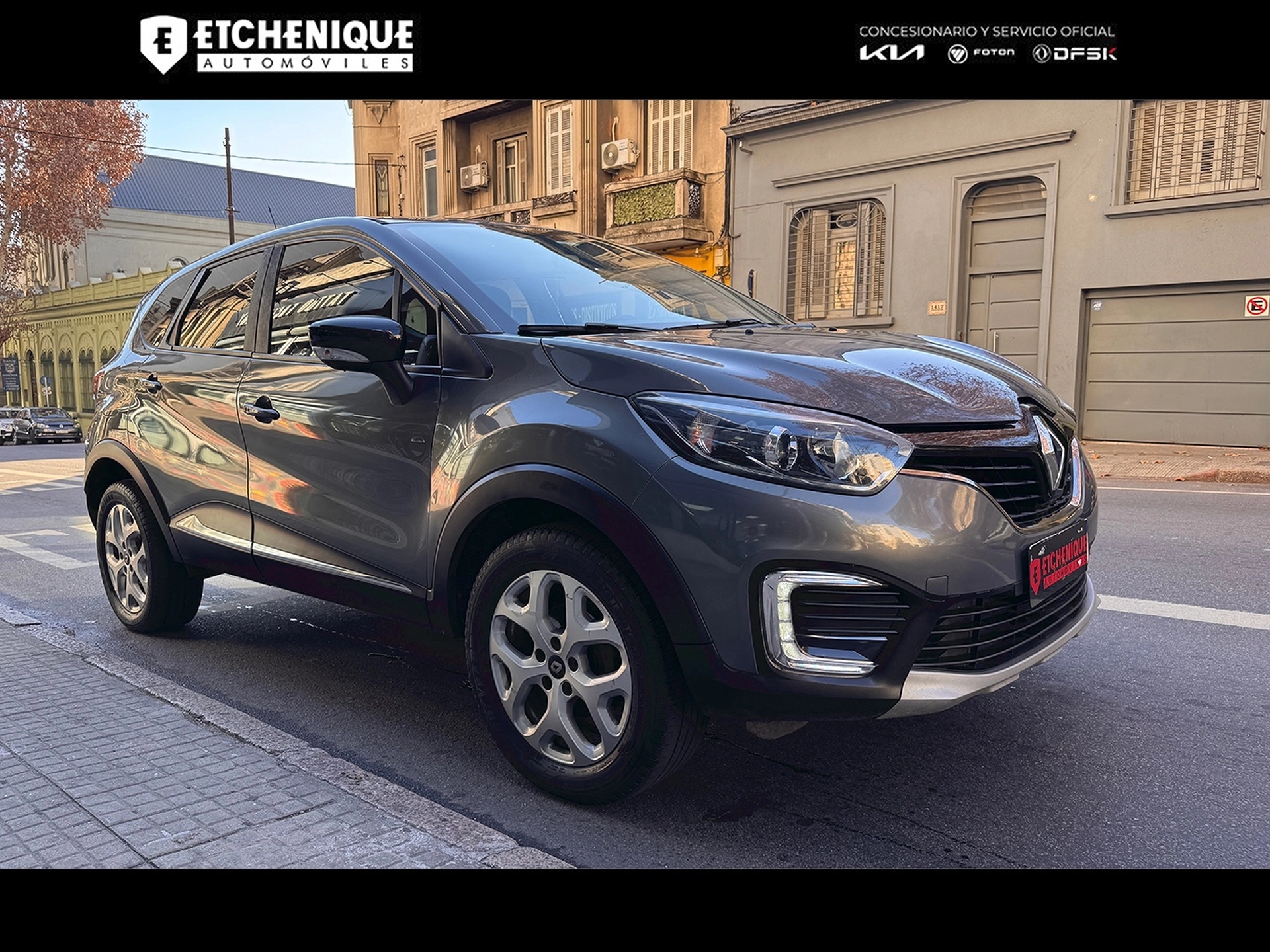 Renault Captur Zen 2.0