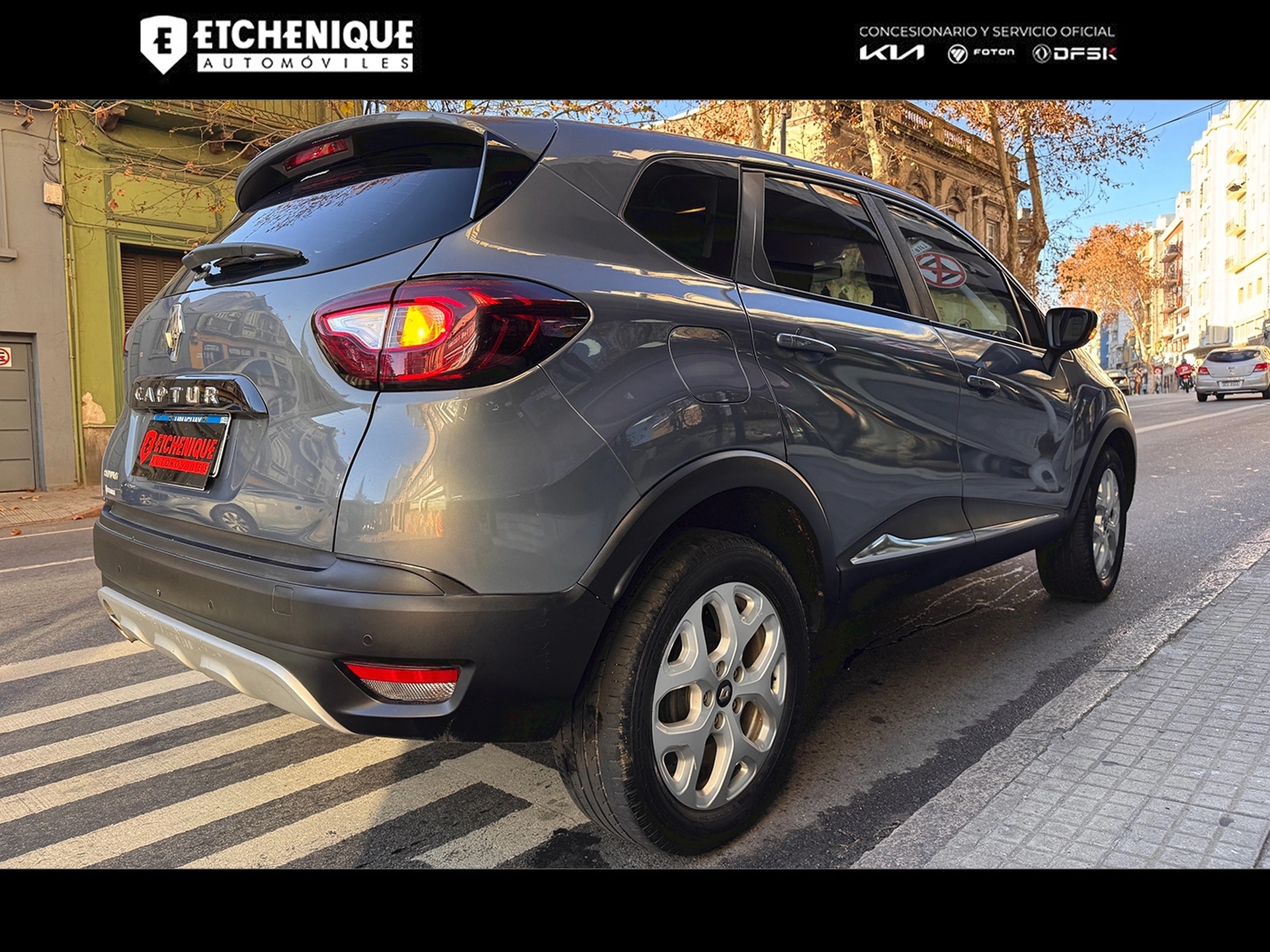 Renault Captur Zen 2.0