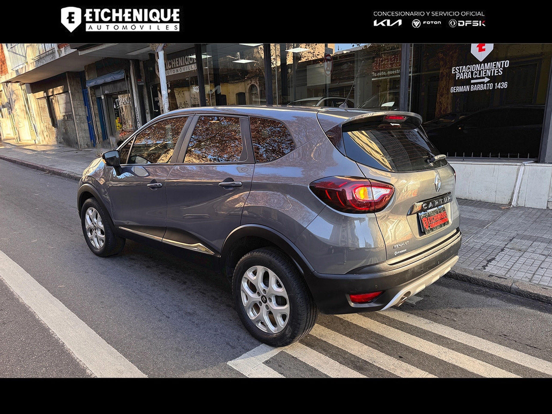 Renault Captur Zen 2.0