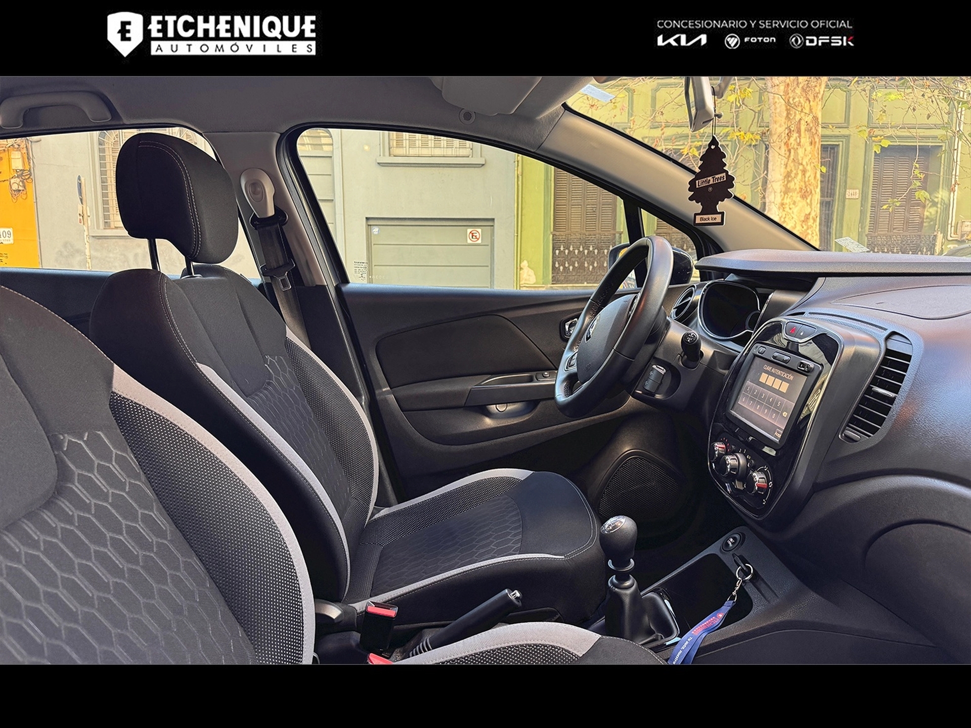 Renault Captur Zen 2.0