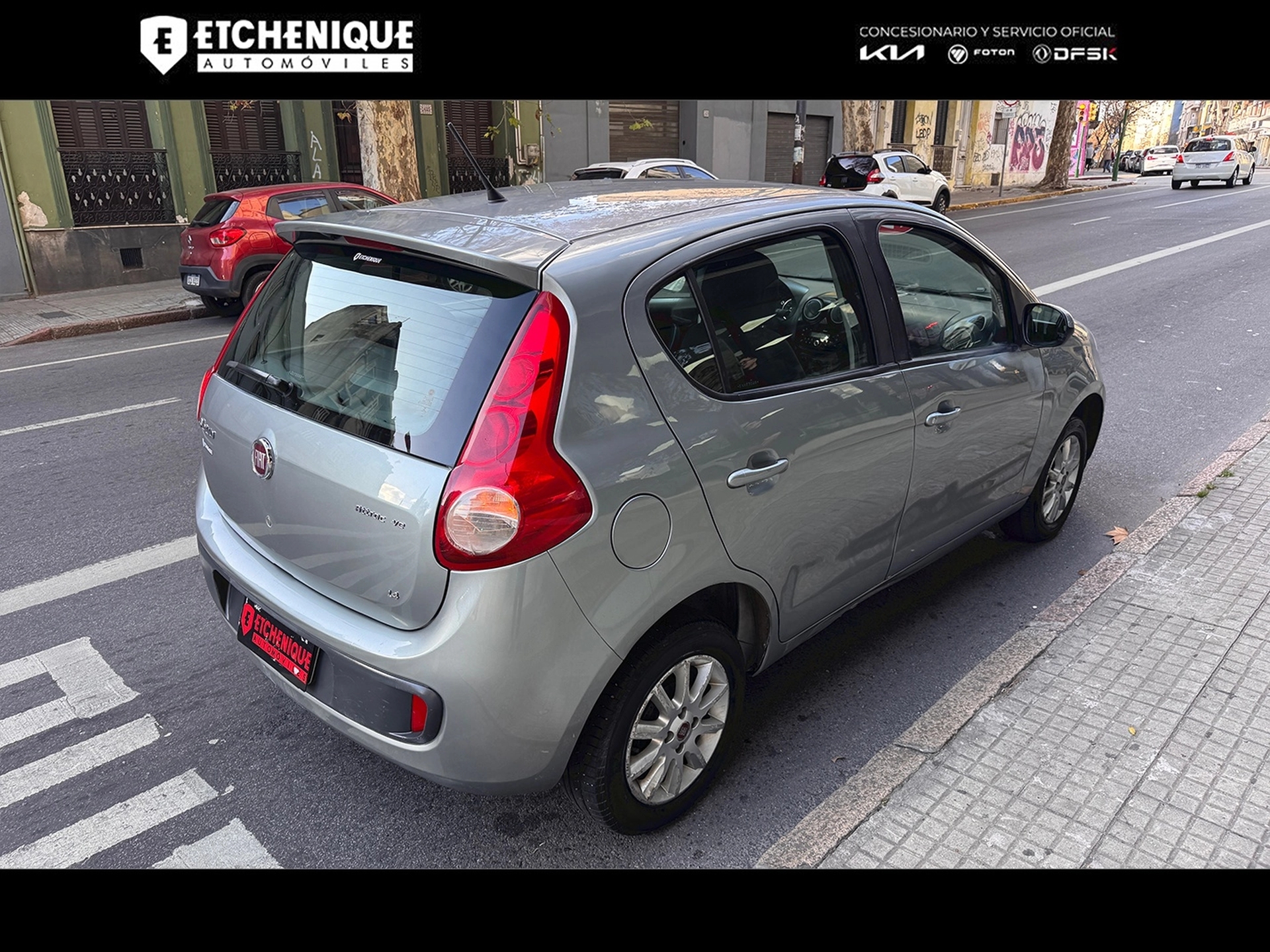Fiat Palio Attractive Full