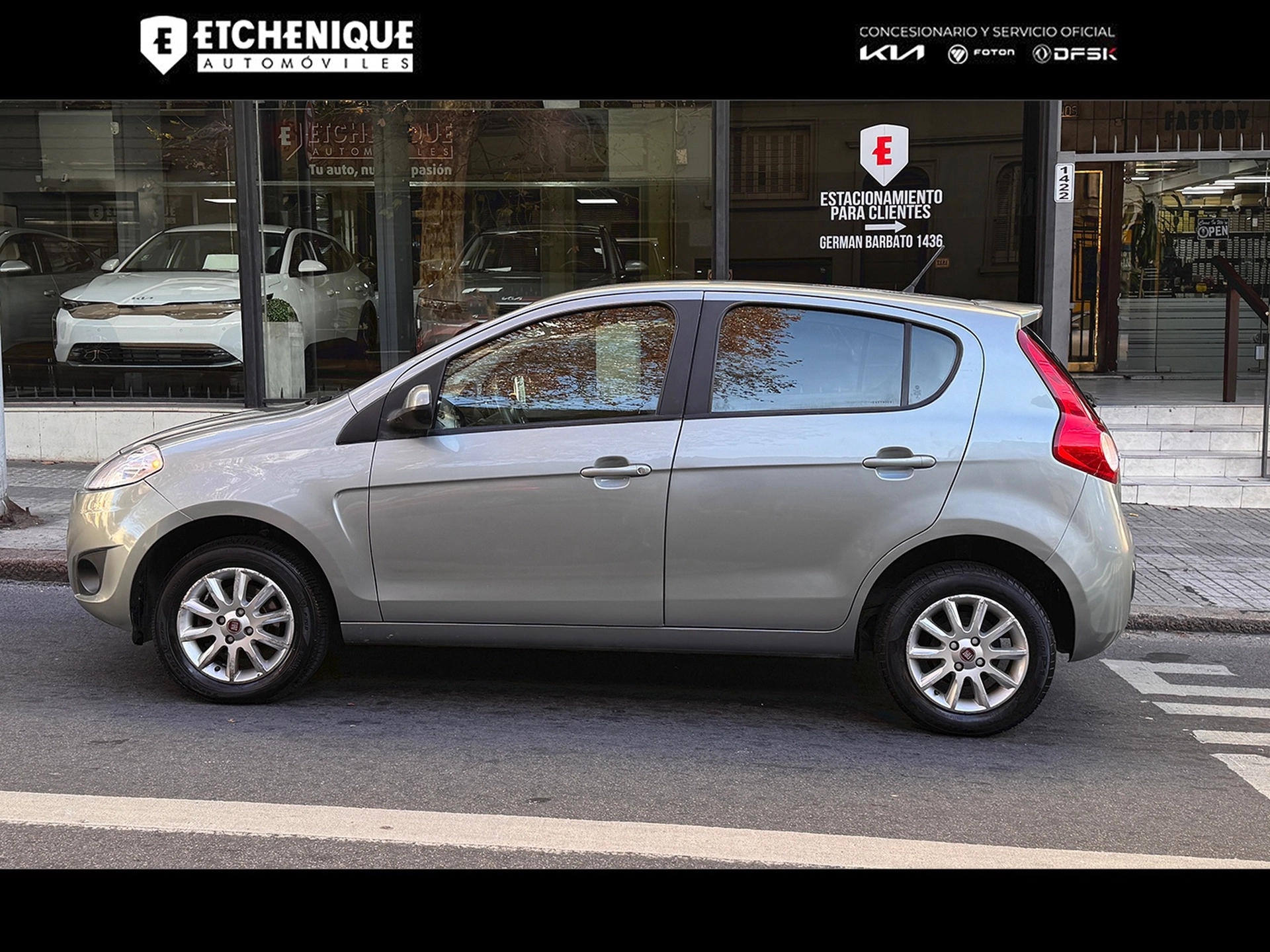 Fiat Palio Attractive Full