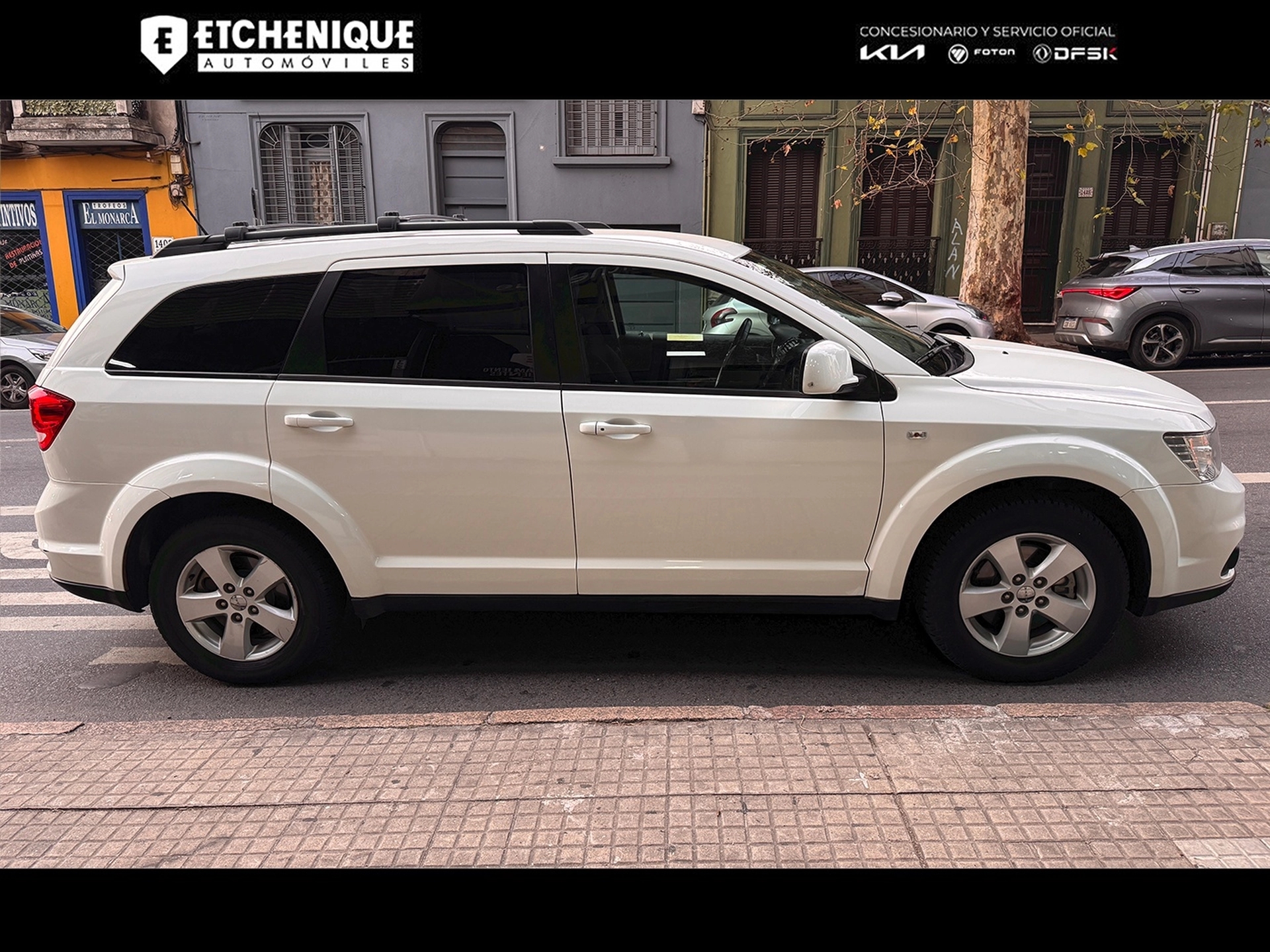 Dodge Journey SE 2.4 A/T 7 plazas