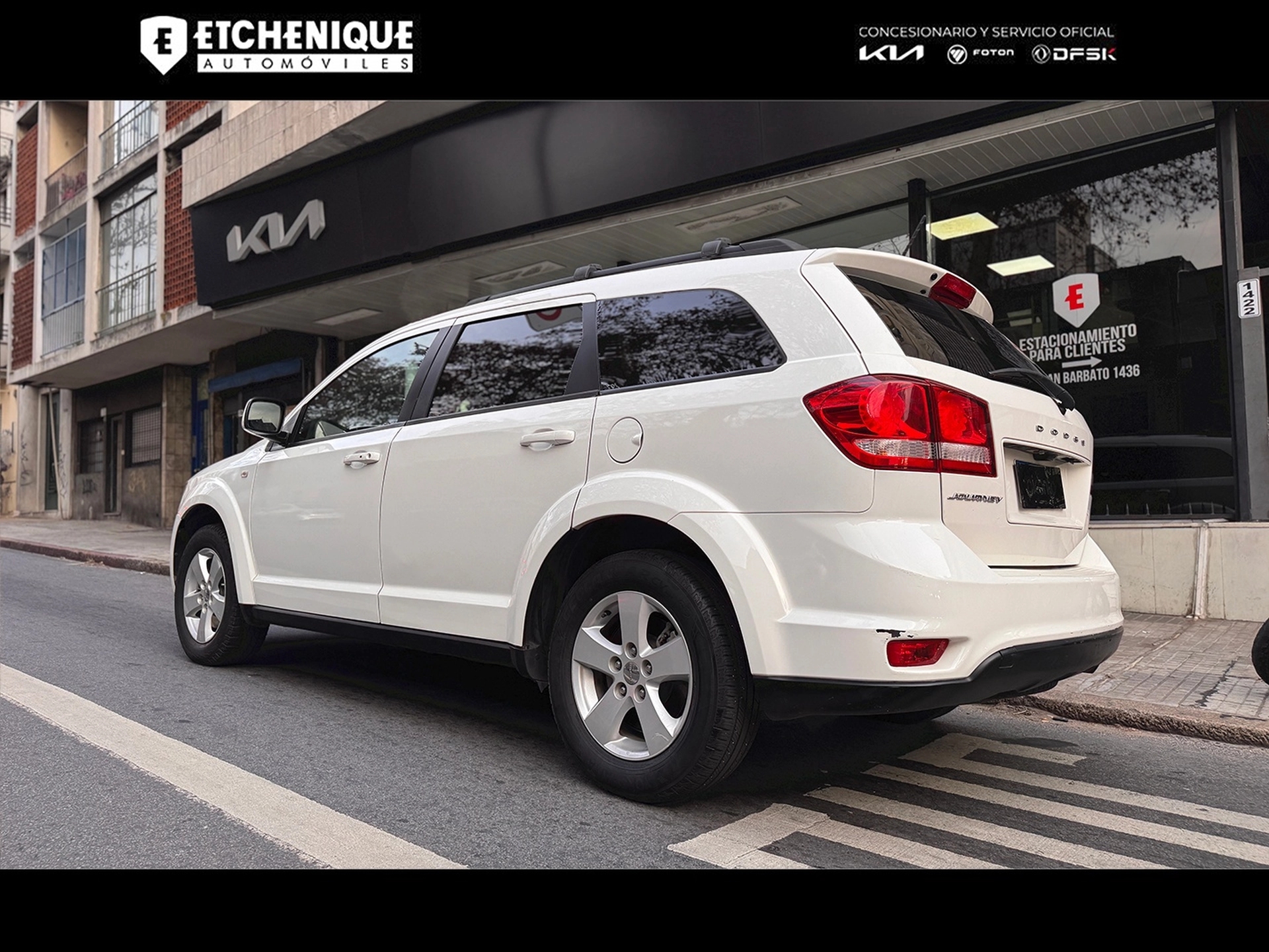 Dodge Journey SE 2.4 A/T 7 plazas