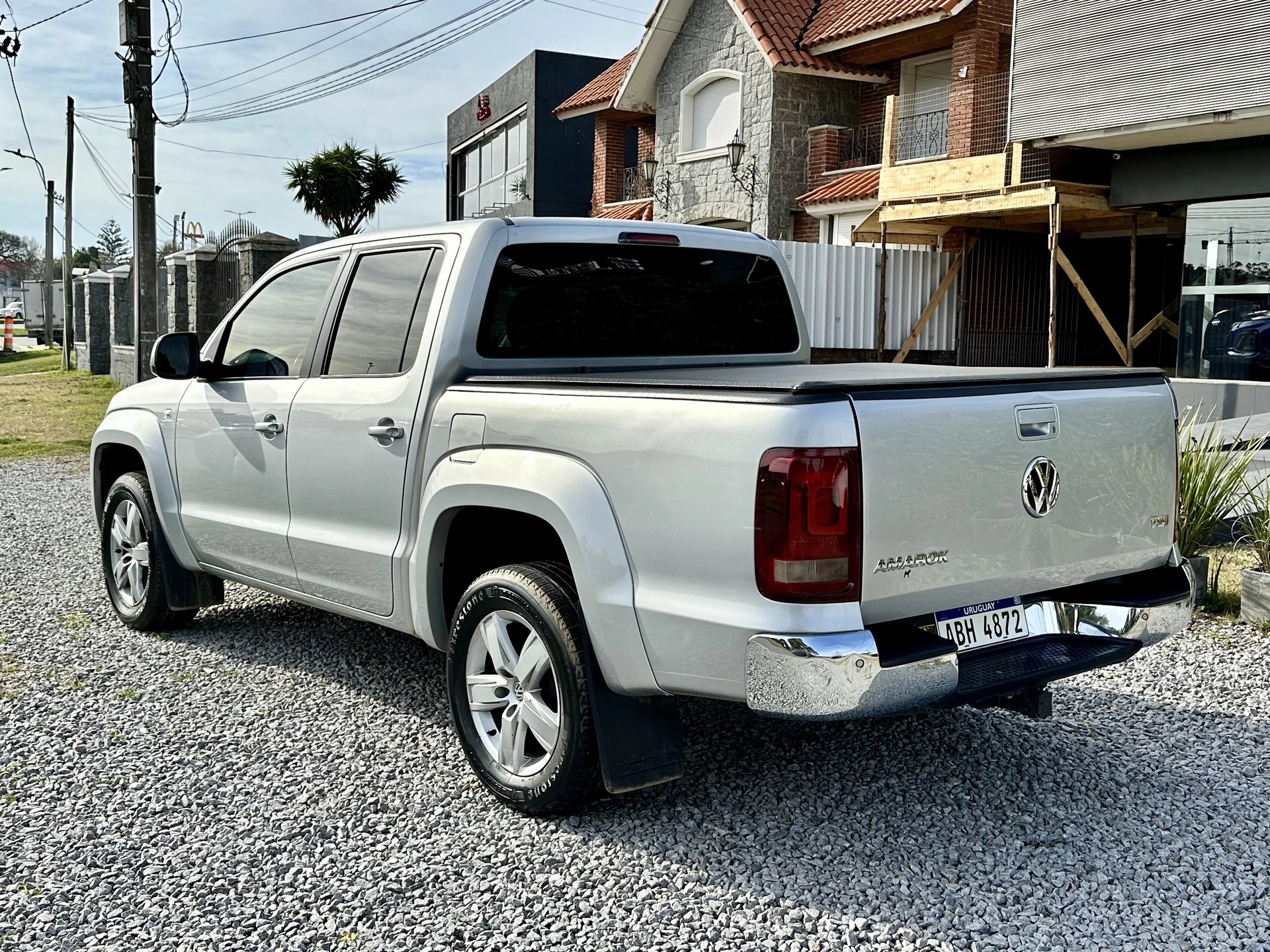Volkswagen Amarok 2.0 TDI Highline 4x2 M/T