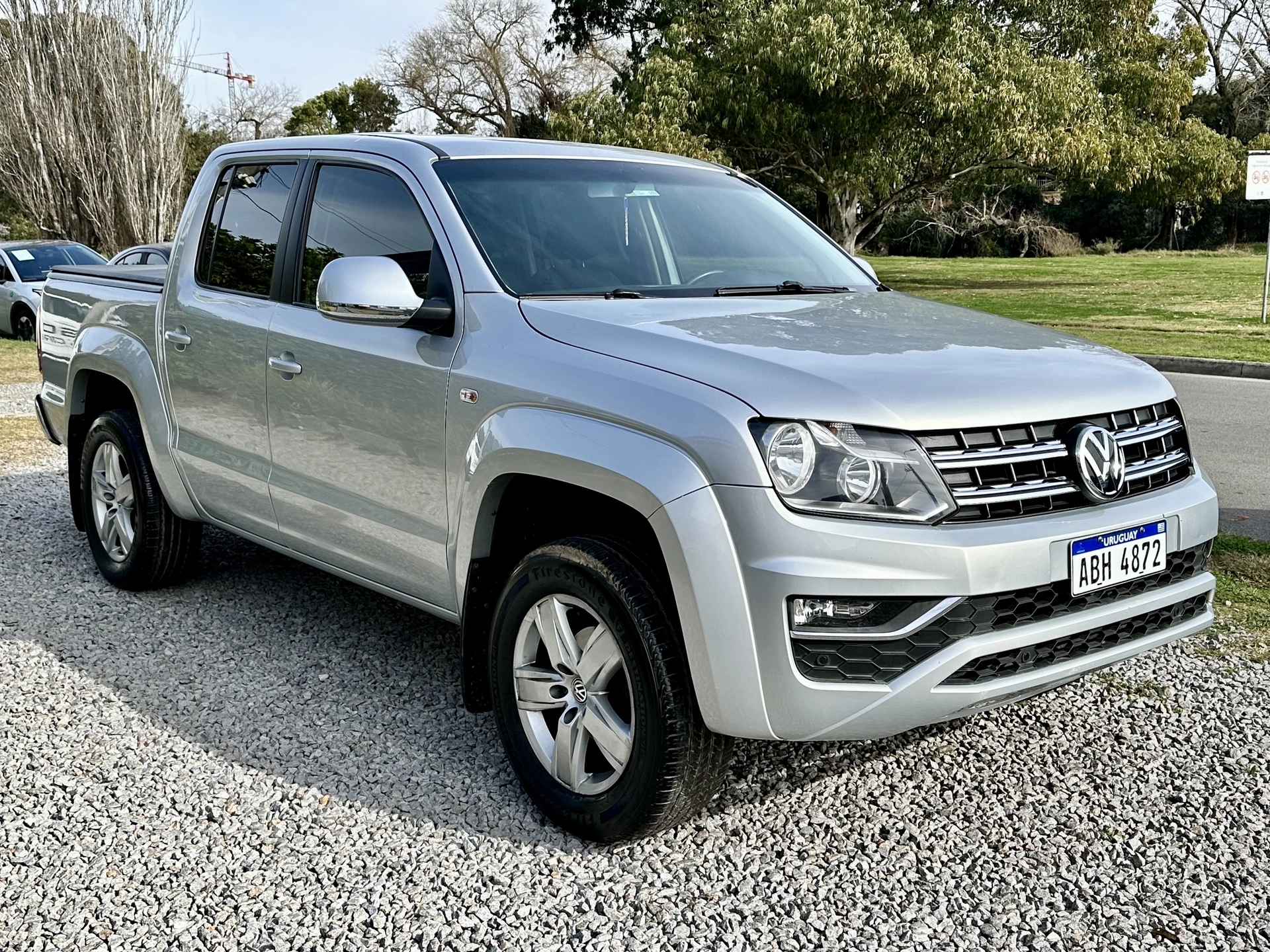Volkswagen Amarok 2.0 TDI Highline 4x2 M/T