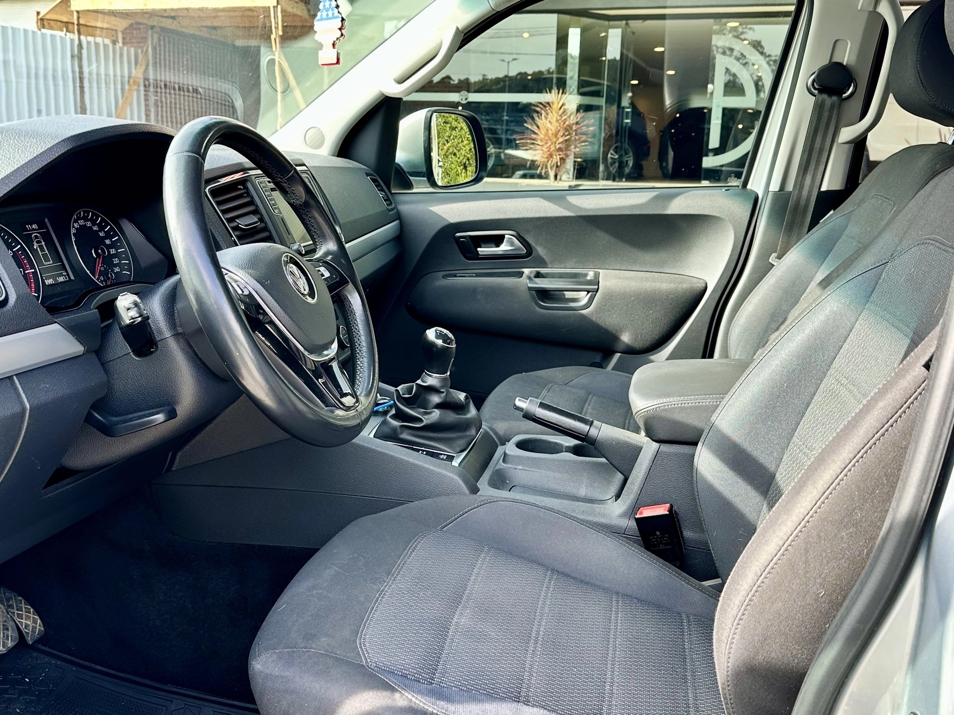 Volkswagen Amarok 2.0 TDI Highline 4x2 M/T