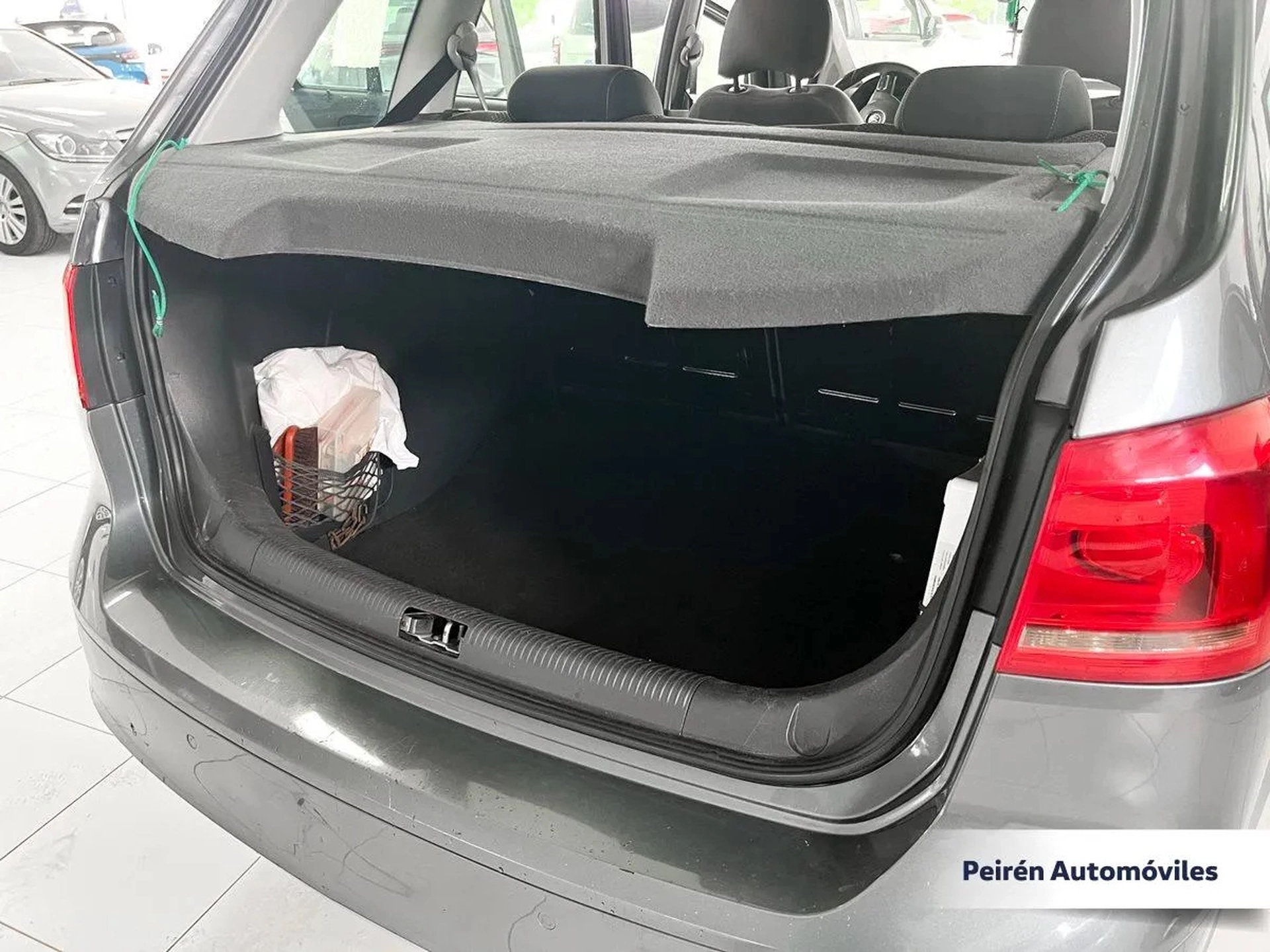 Volkswagen Suran Highline 1.6 2012