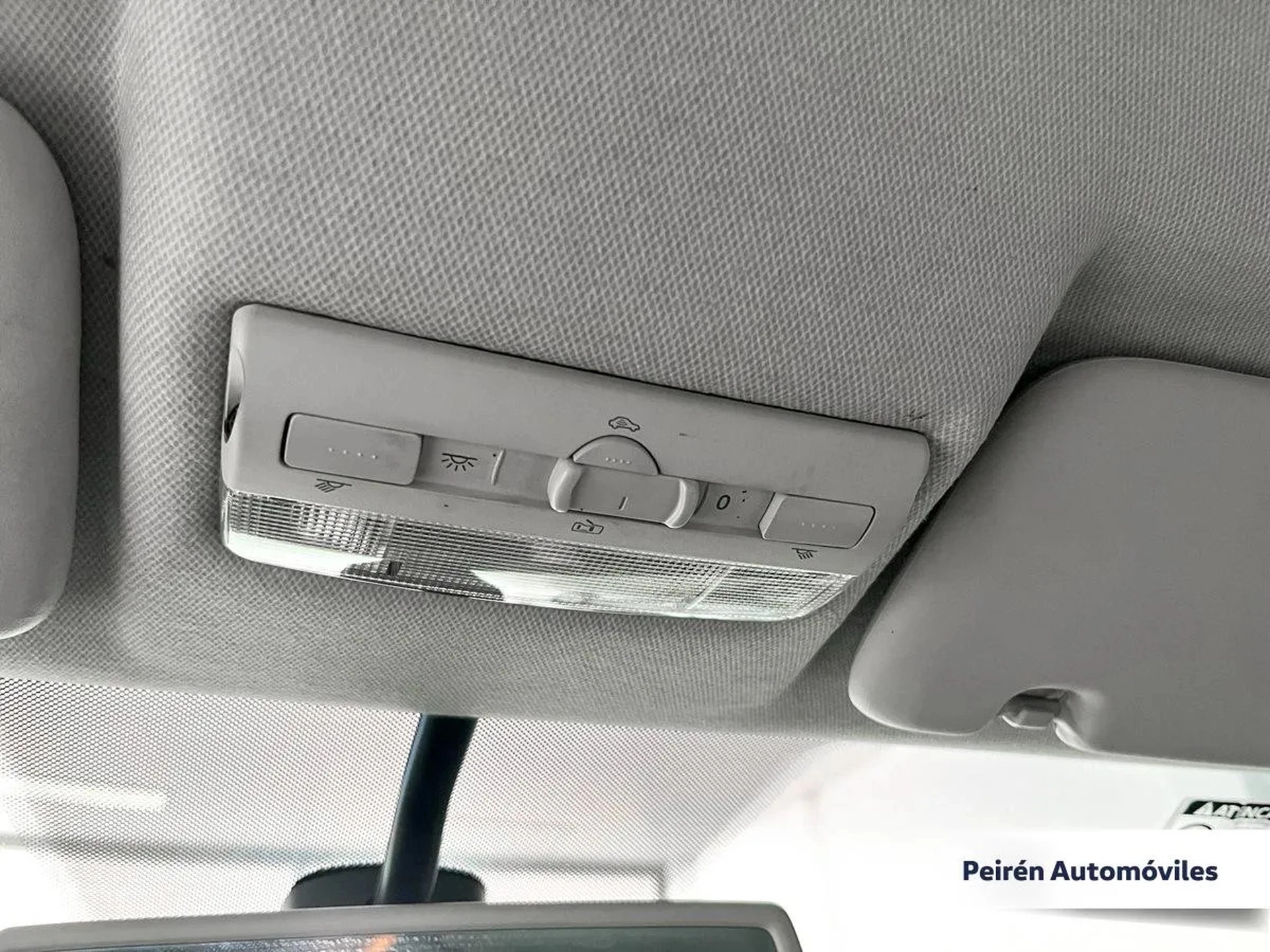 Volkswagen Suran Highline 1.6 2012