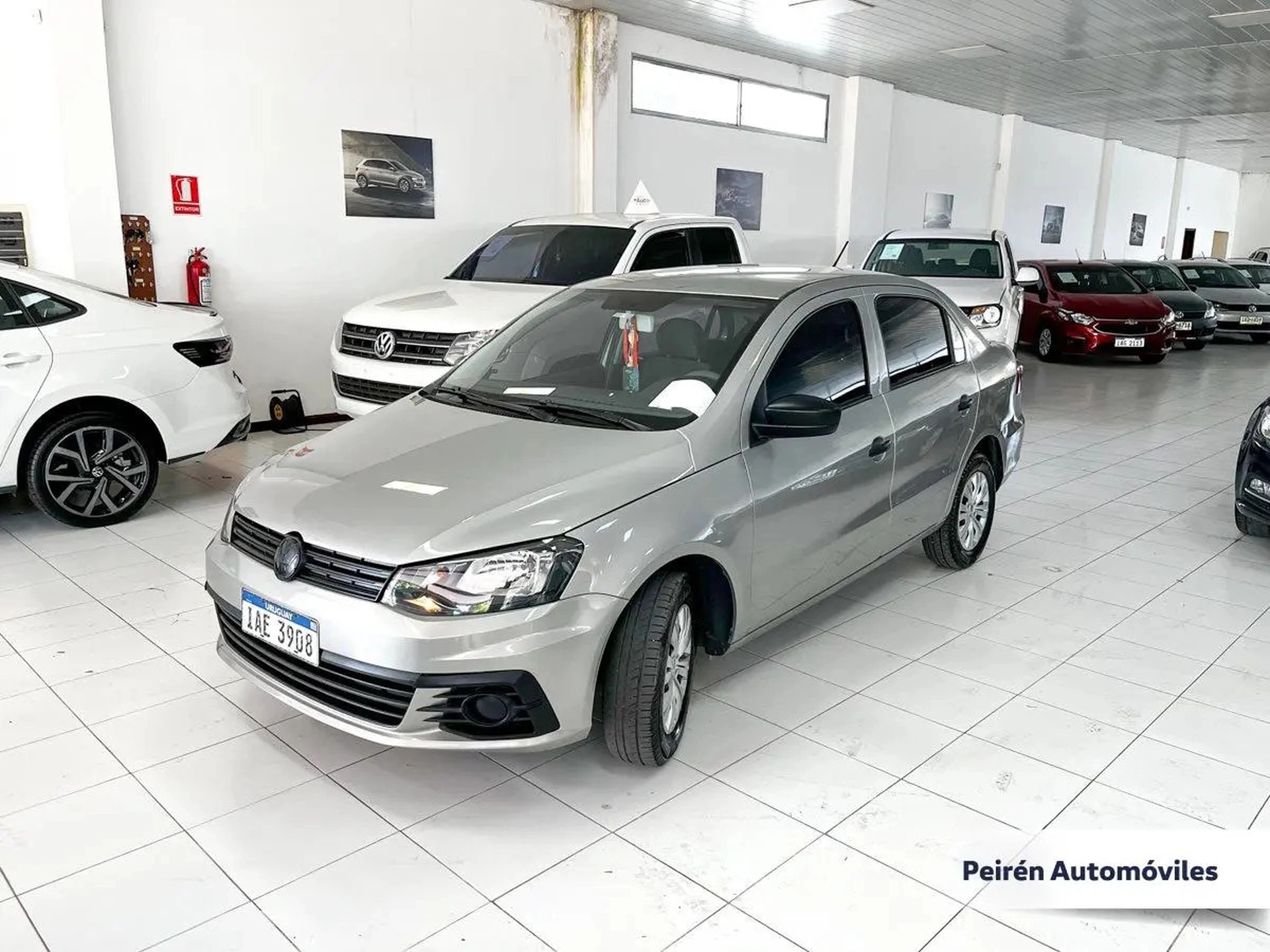 Volkswagen Gol Sedán Power 1.6 2017 Peirén